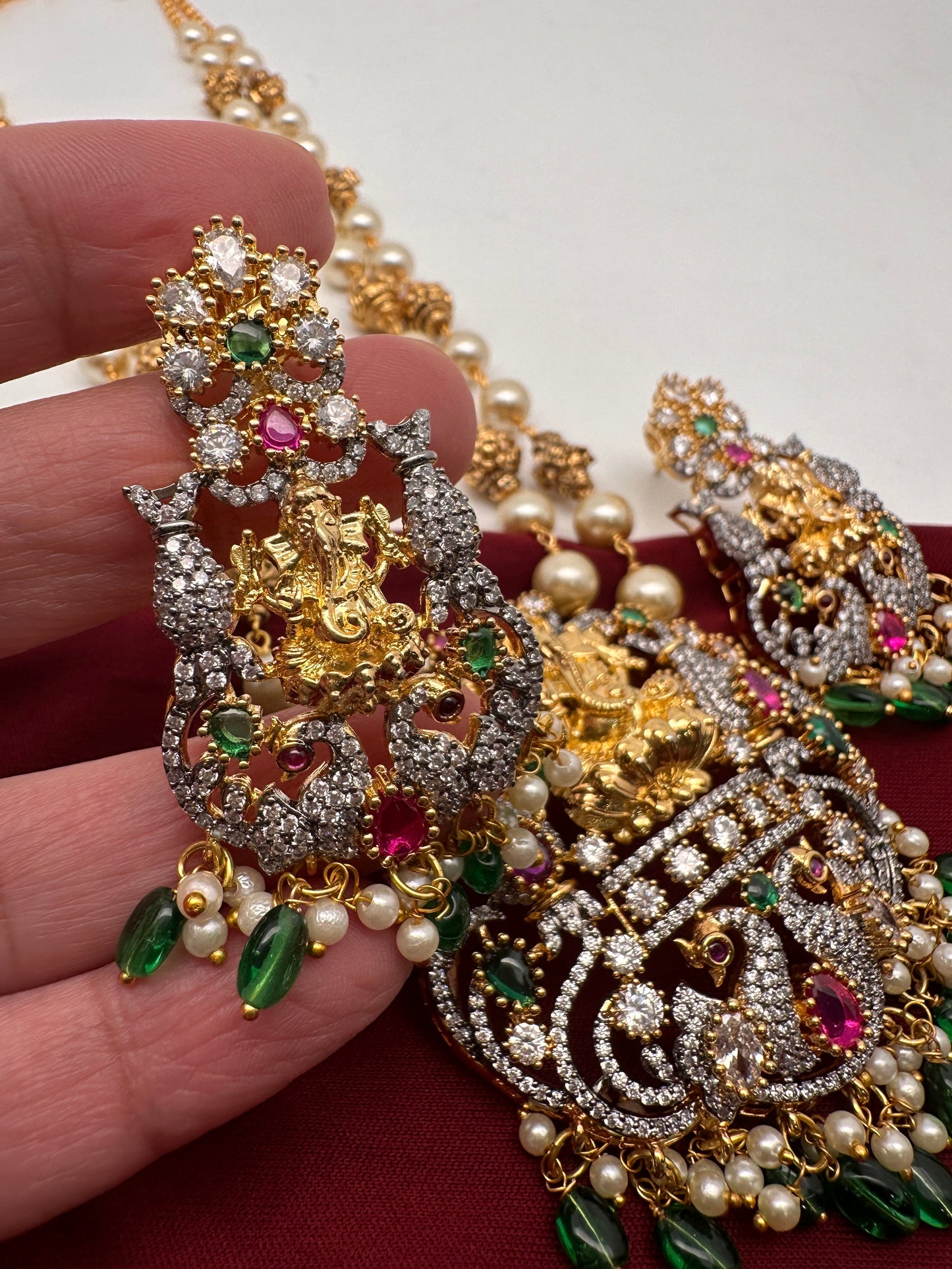 Ganesha Multi Stone Pendent with Nakshi Balls and Beads Pearls Mala