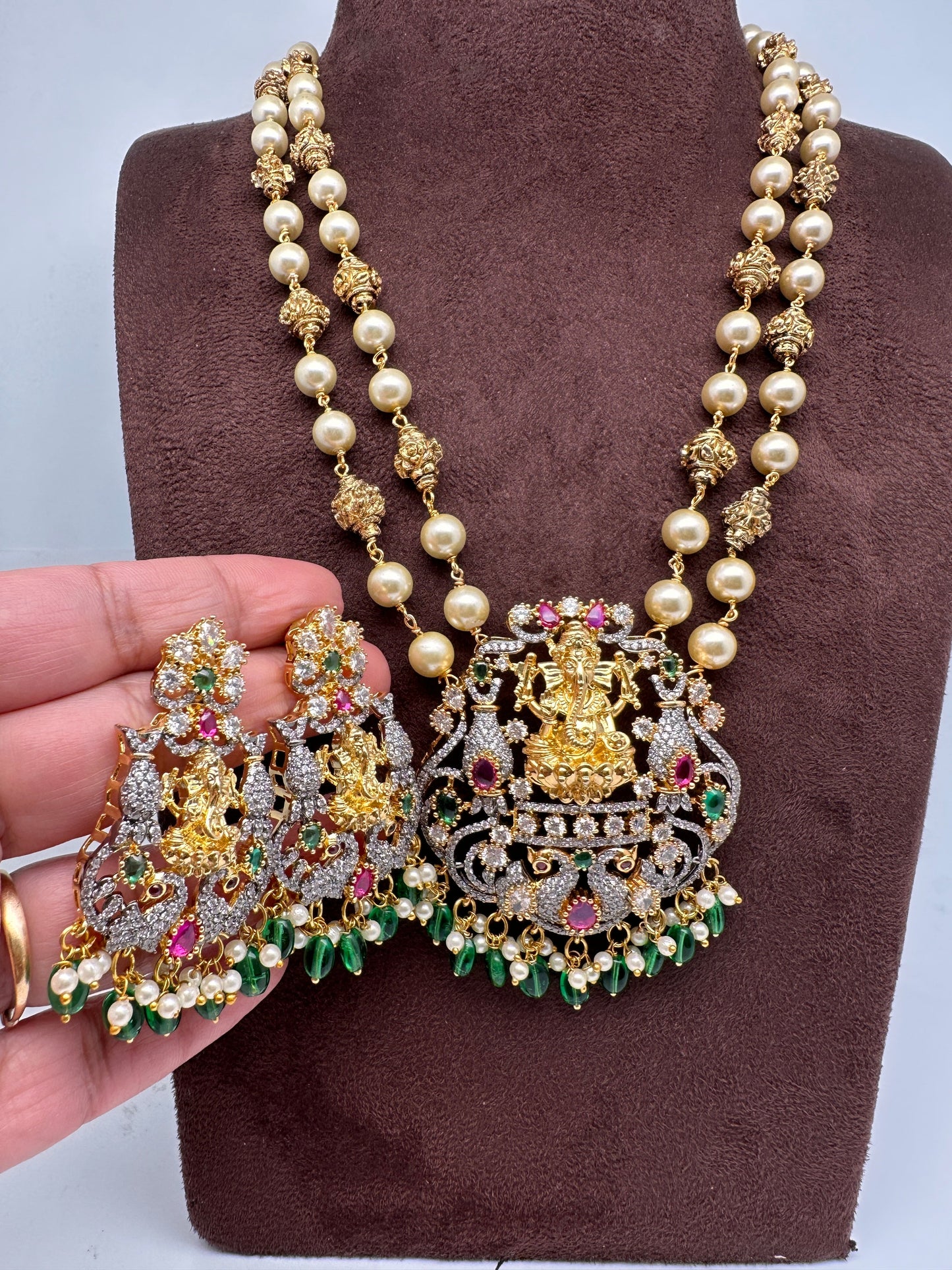 Ganesha Multi Stone Pendent with Nakshi Balls and Beads Pearls Mala