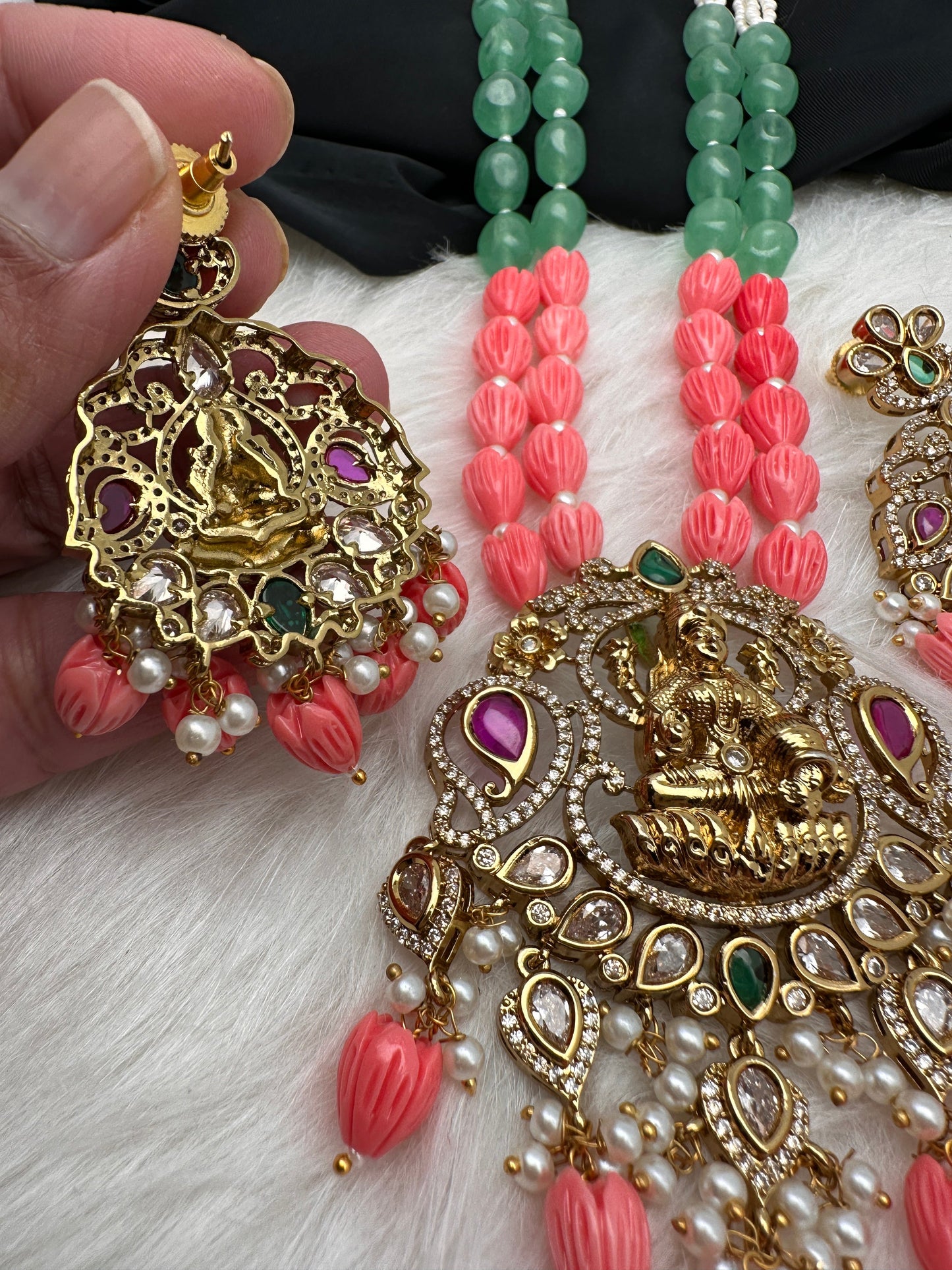 Goddess Lakshmi Victorian Pendent Pink Tulip Beads Pearls Necklace