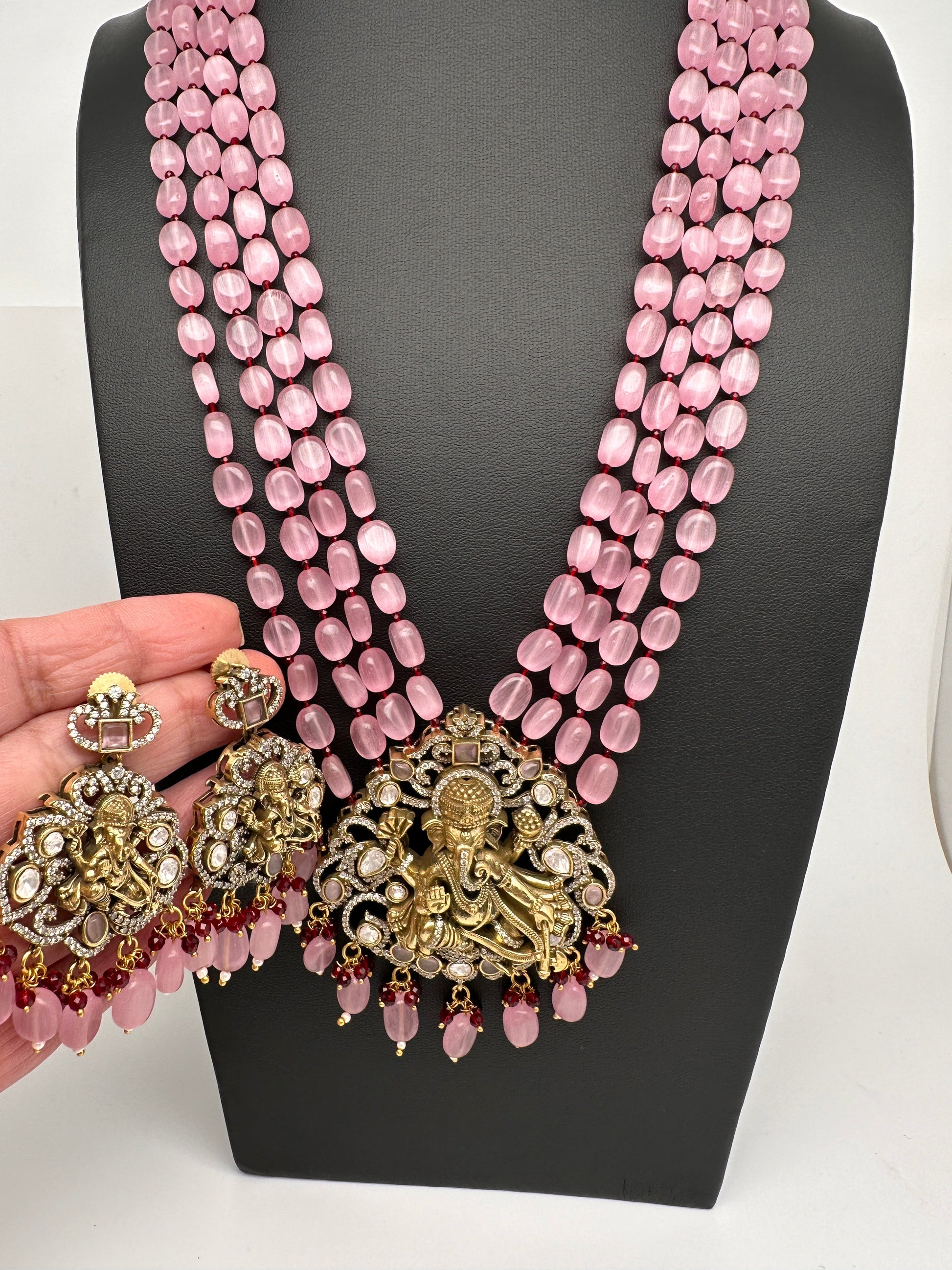 Ganesha Geru Finish Monalisa Beads Necklace - Pink