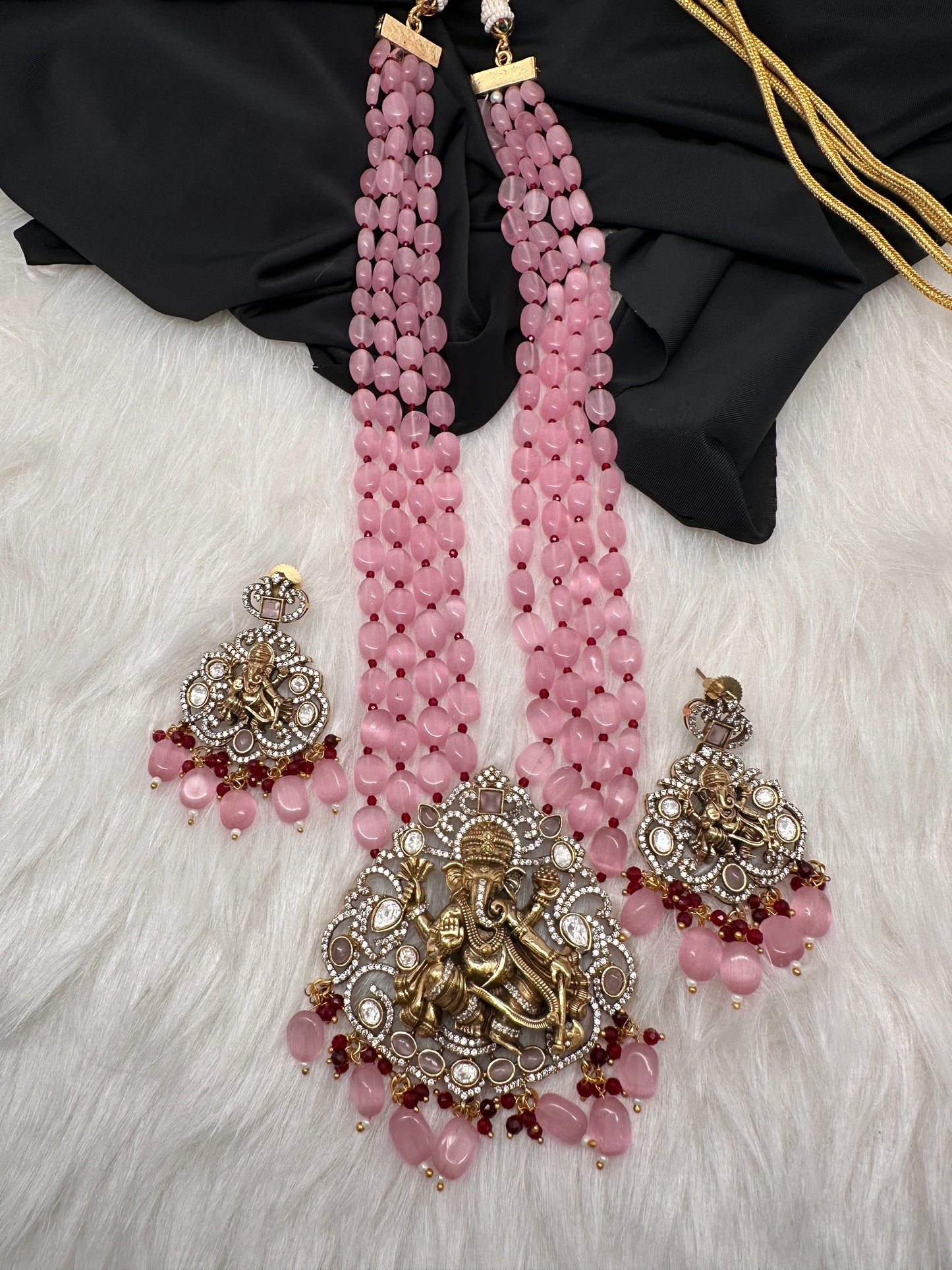 Ganesha Geru Finish Monalisa Beads Necklace - Pink