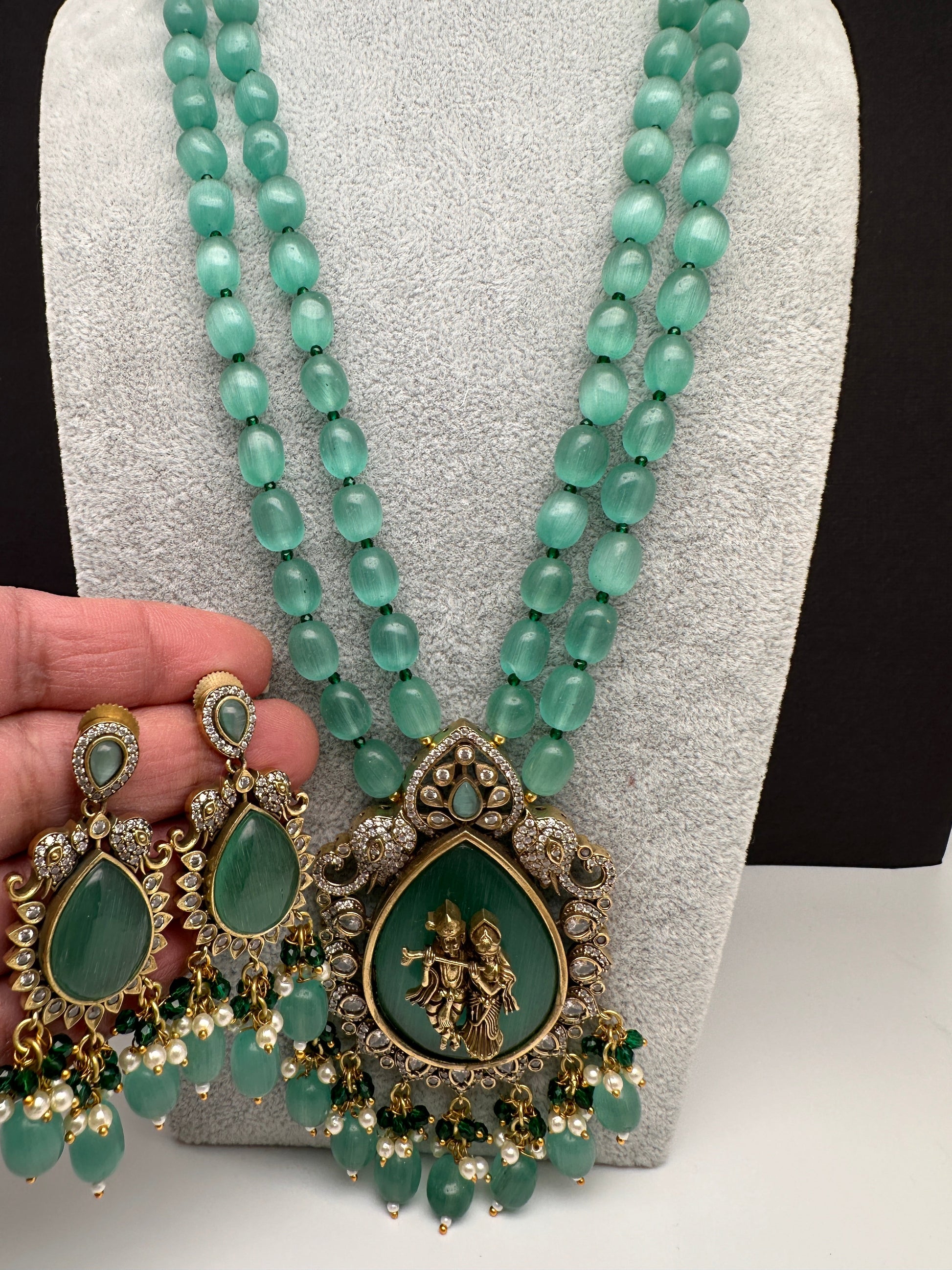 Victoraian Mehendi Finish Monalisa Beads Necklace - LightGreen