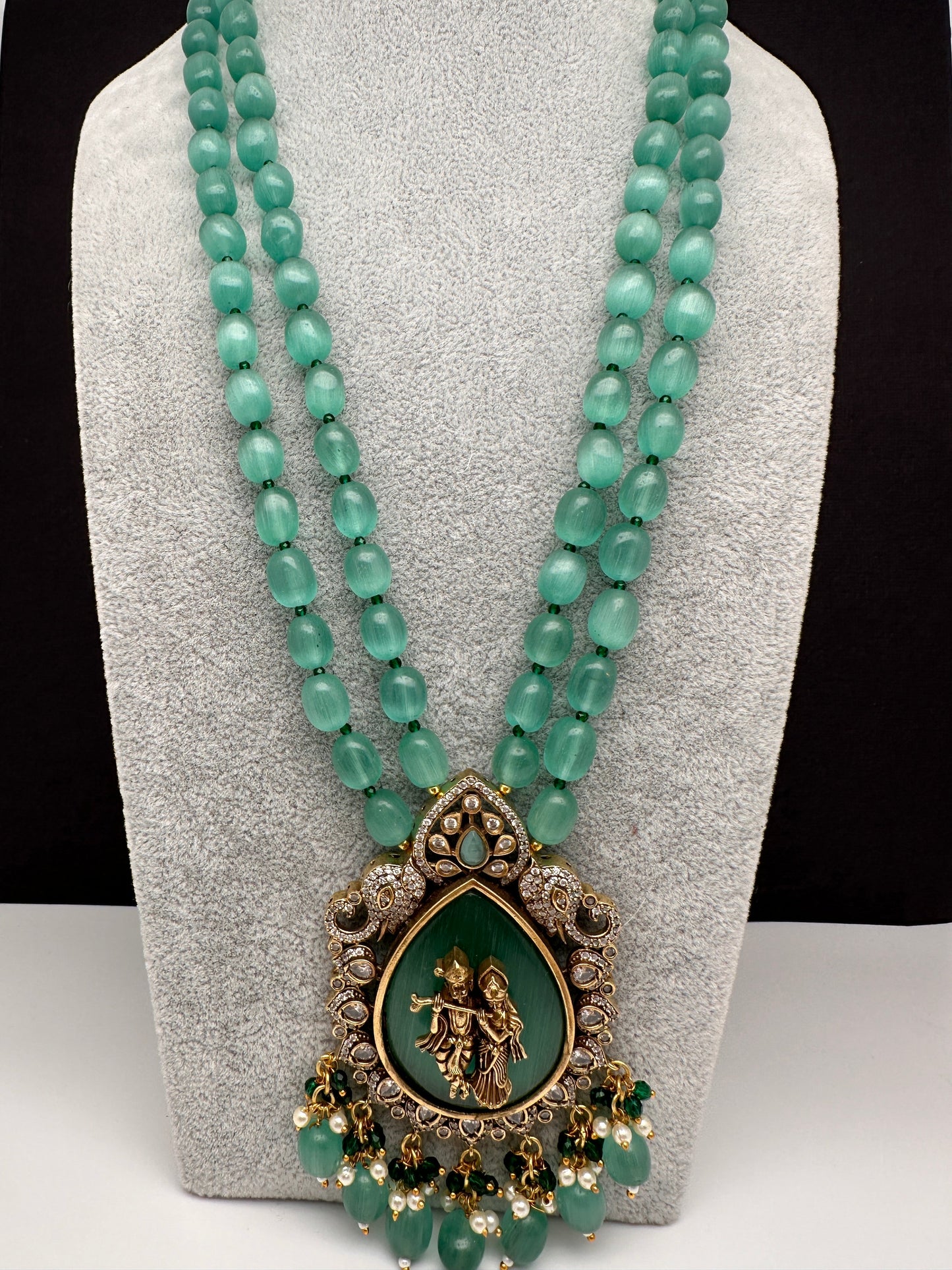 Victoraian Mehendi Finish Monalisa Beads Necklace - LightGreen