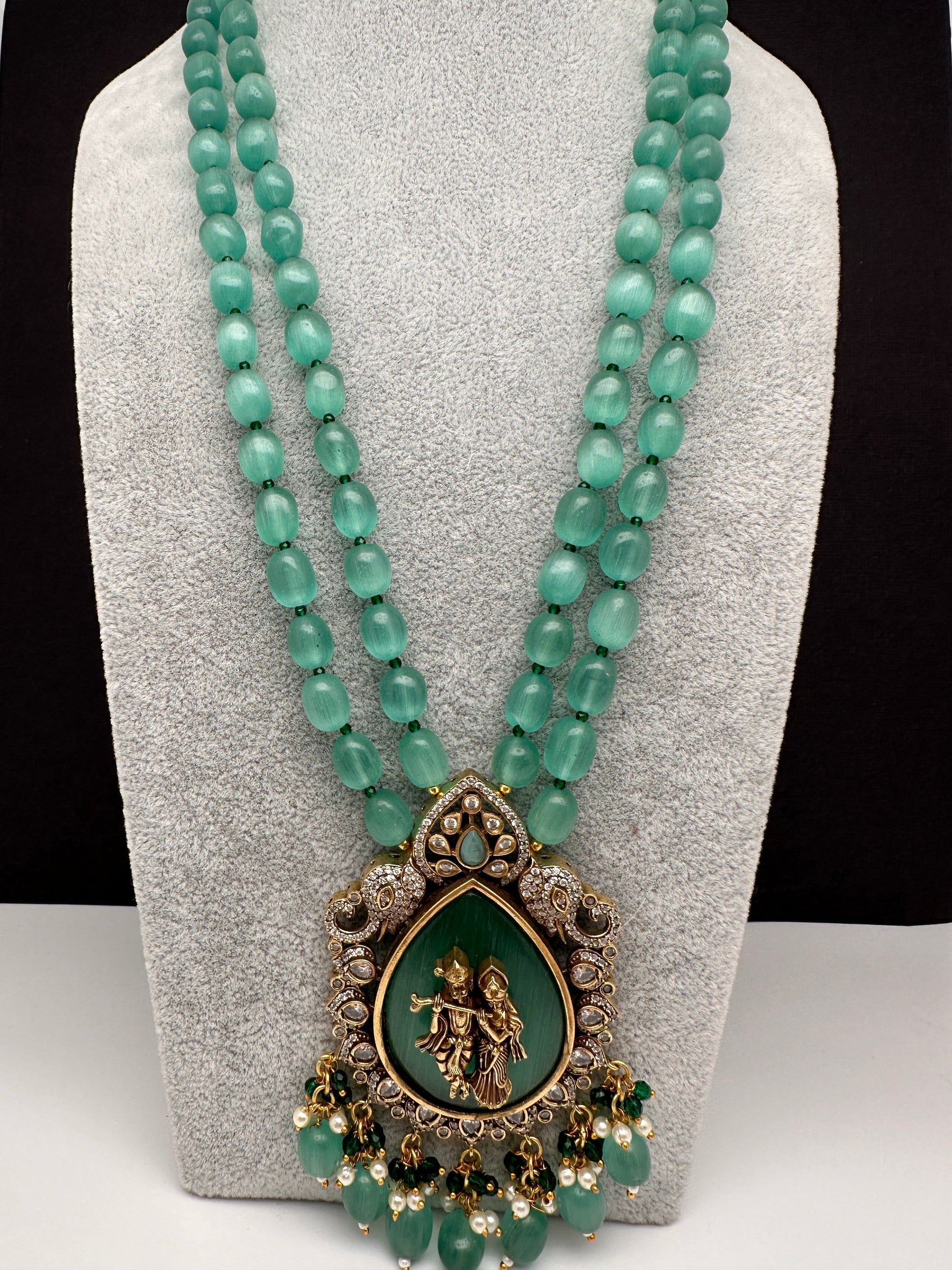 Victoraian Mehendi Finish Monalisa Beads Necklace - LightGreen