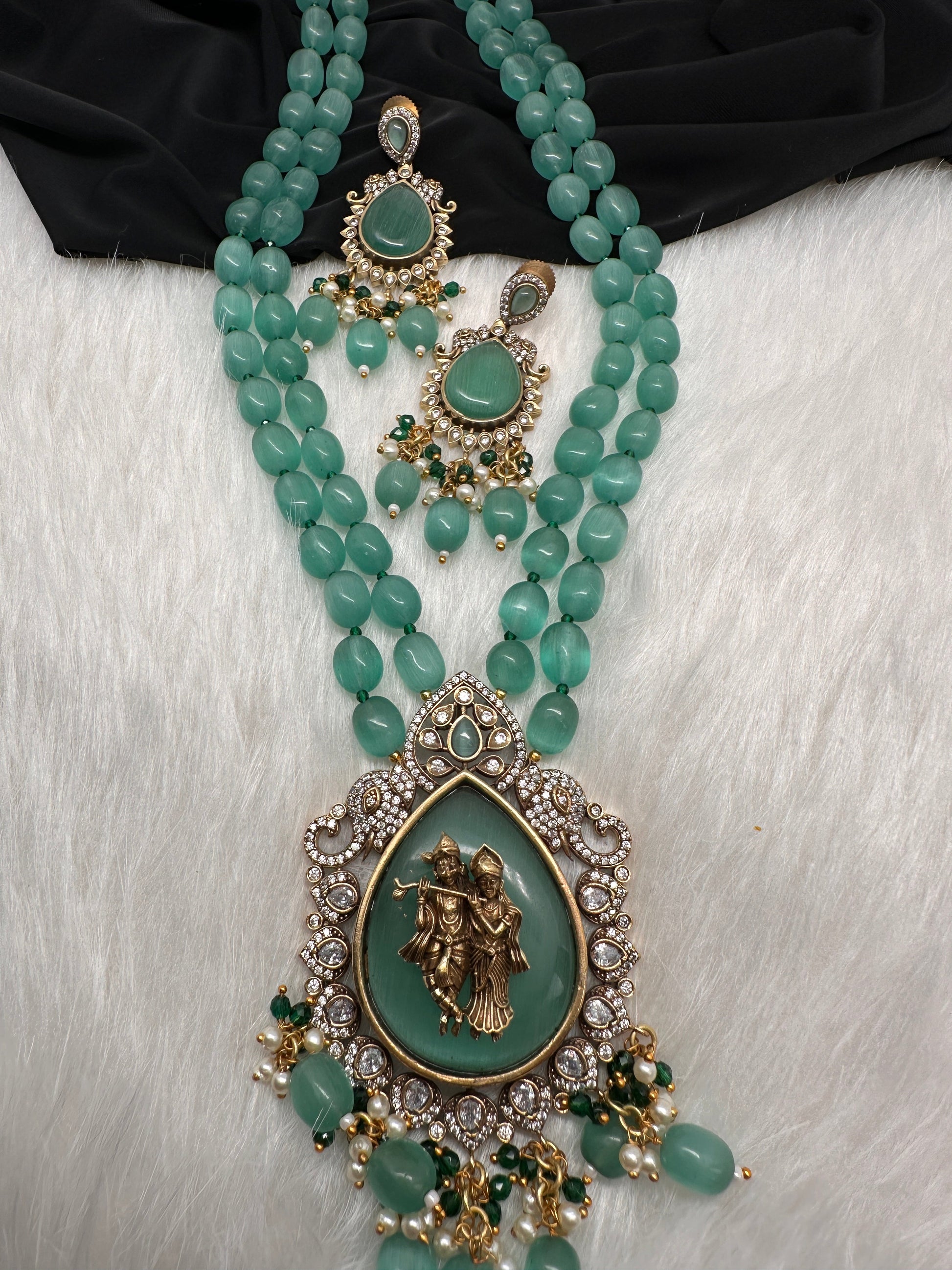 Victoraian Mehendi Finish Monalisa Beads Necklace - LightGreen