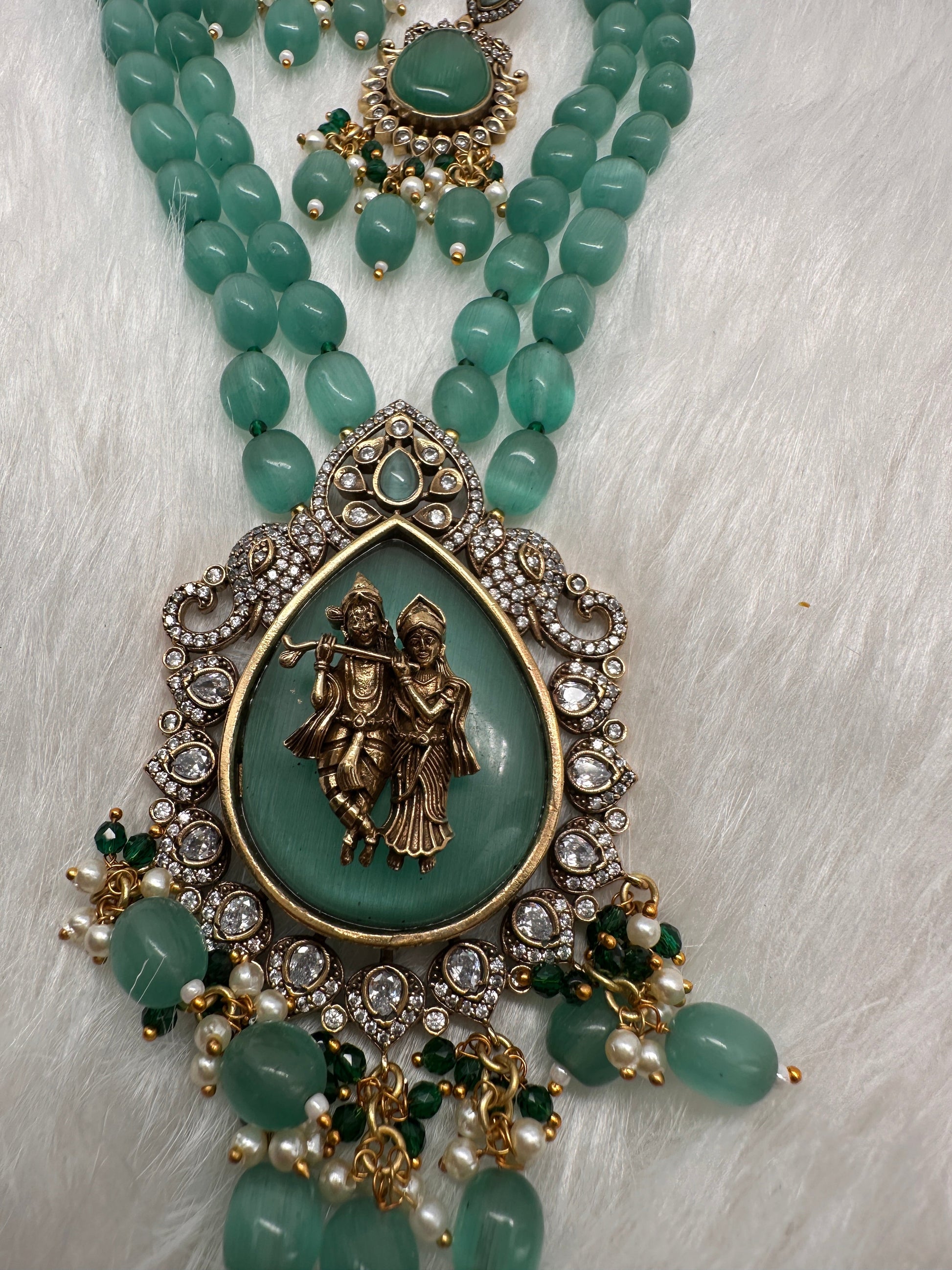 Victoraian Mehendi Finish Monalisa Beads Necklace - LightGreen