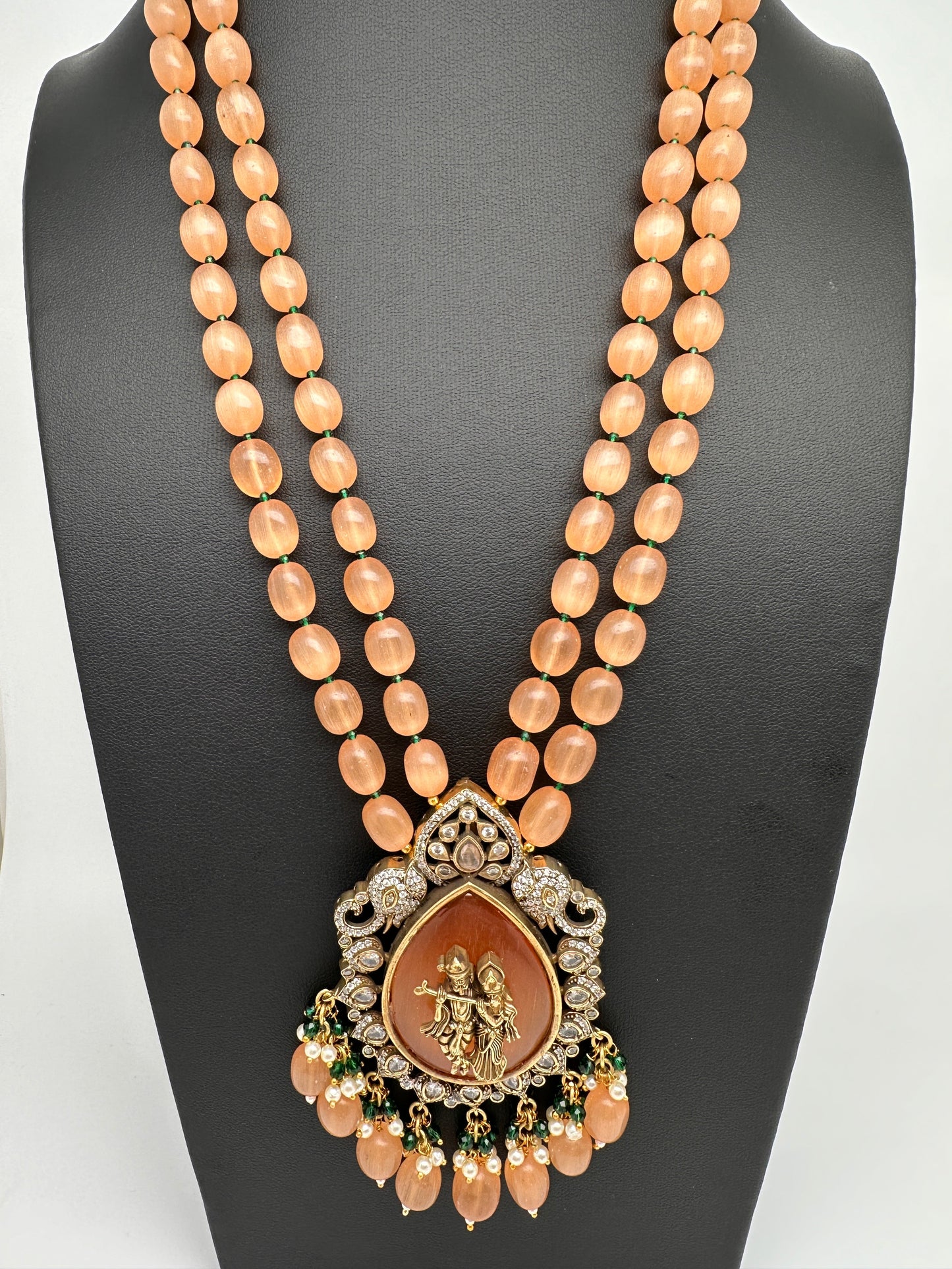 Victoraian Mehendi Finish Monalisa Beads Necklace - PeachPuff