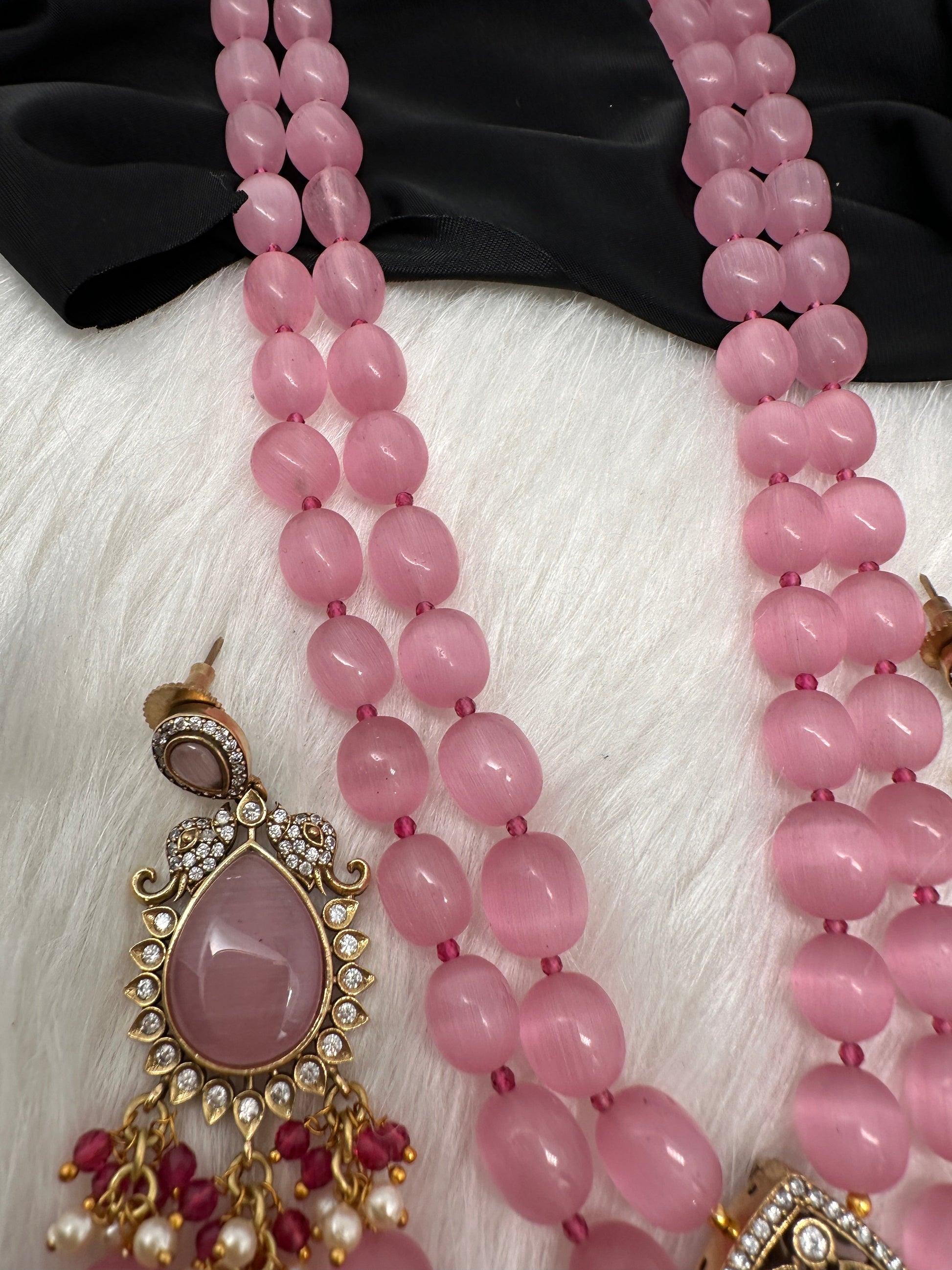 Victoraian Mehendi Finish Monalisa Beads Necklace - Pink
