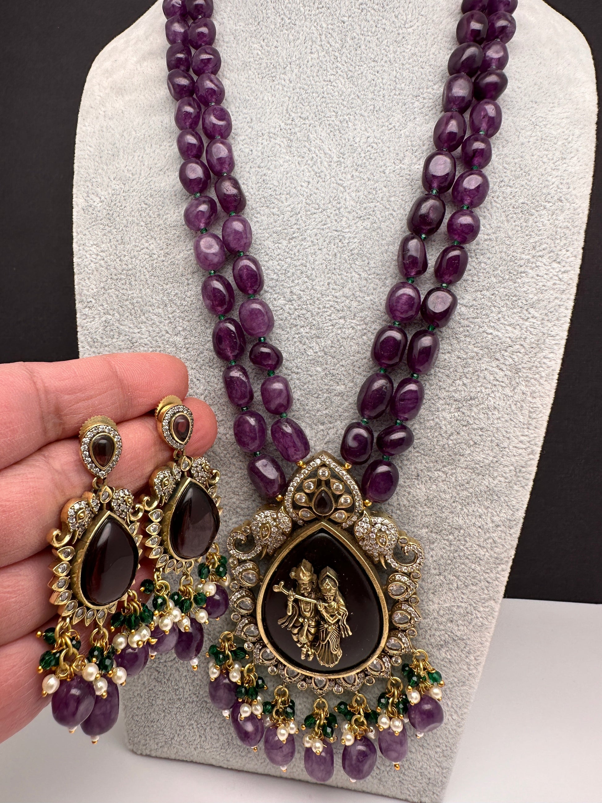 Victoraian Mehendi Finish Monalisa Beads Necklace - Purple