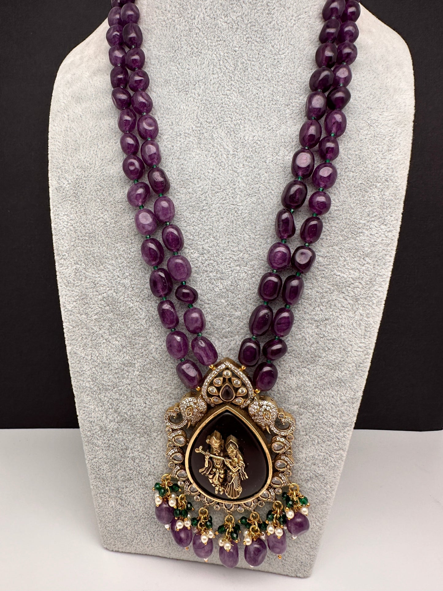 Victoraian Mehendi Finish Monalisa Beads Necklace - Purple