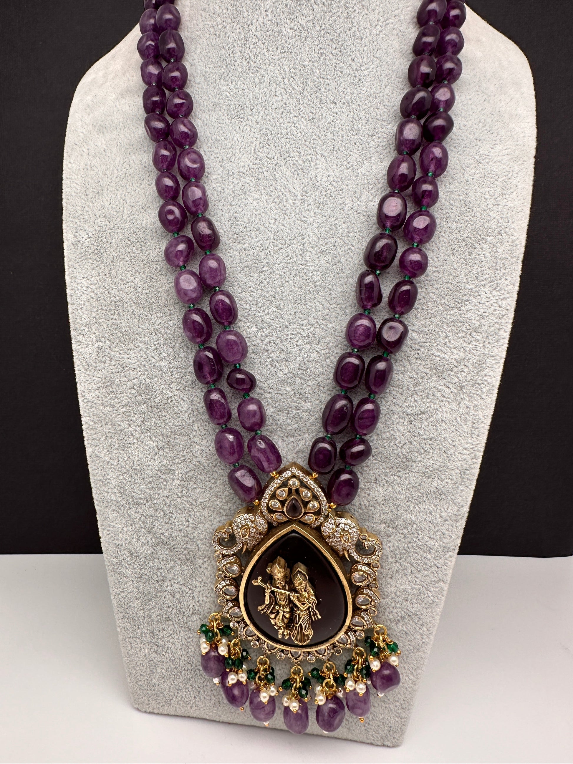 Victoraian Mehendi Finish Monalisa Beads Necklace - Purple