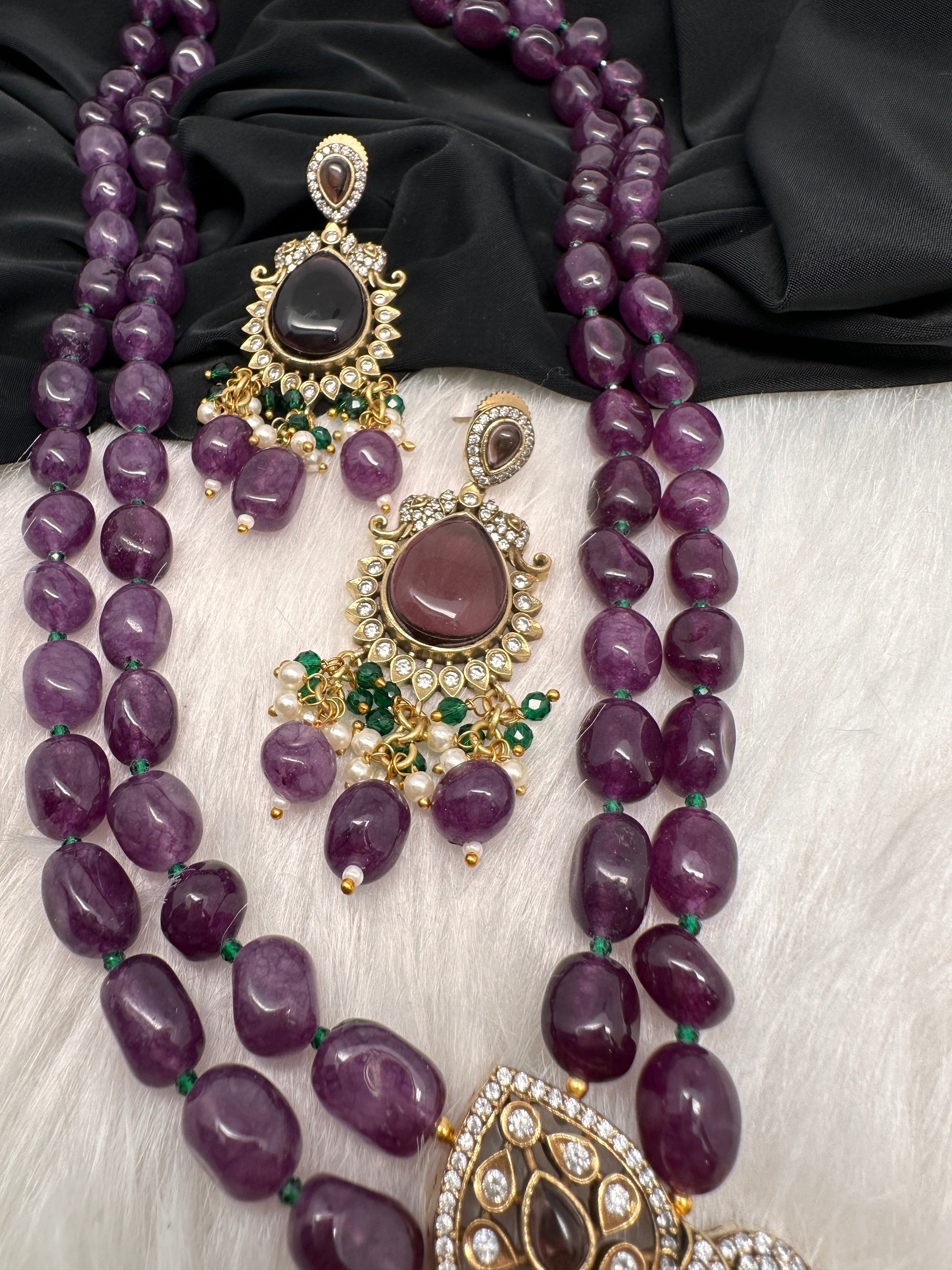 Victoraian Mehendi Finish Monalisa Beads Necklace - Purple