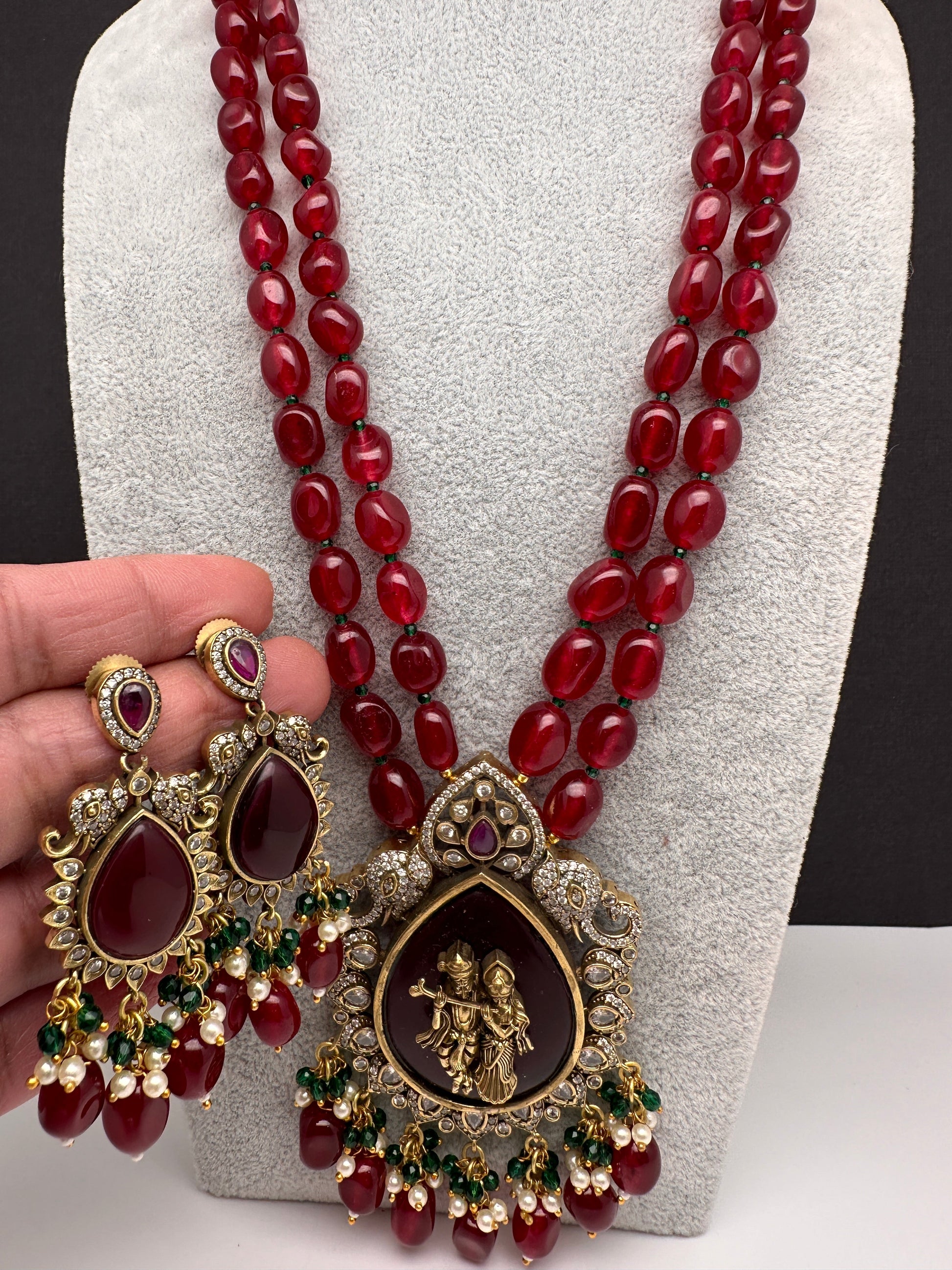 Victoraian Mehendi Finish Monalisa Beads Necklace - Red