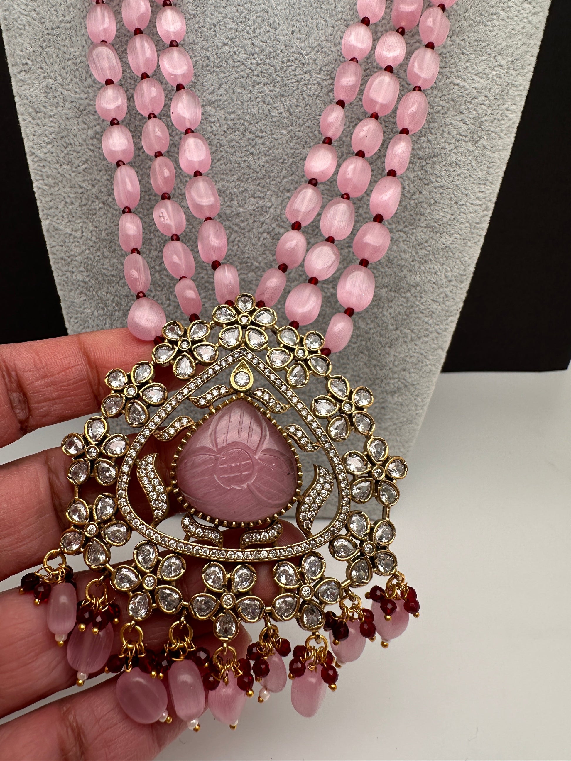 Moissanite Victoraian Mehendi Finish Monalisa Beads Necklace - Pink