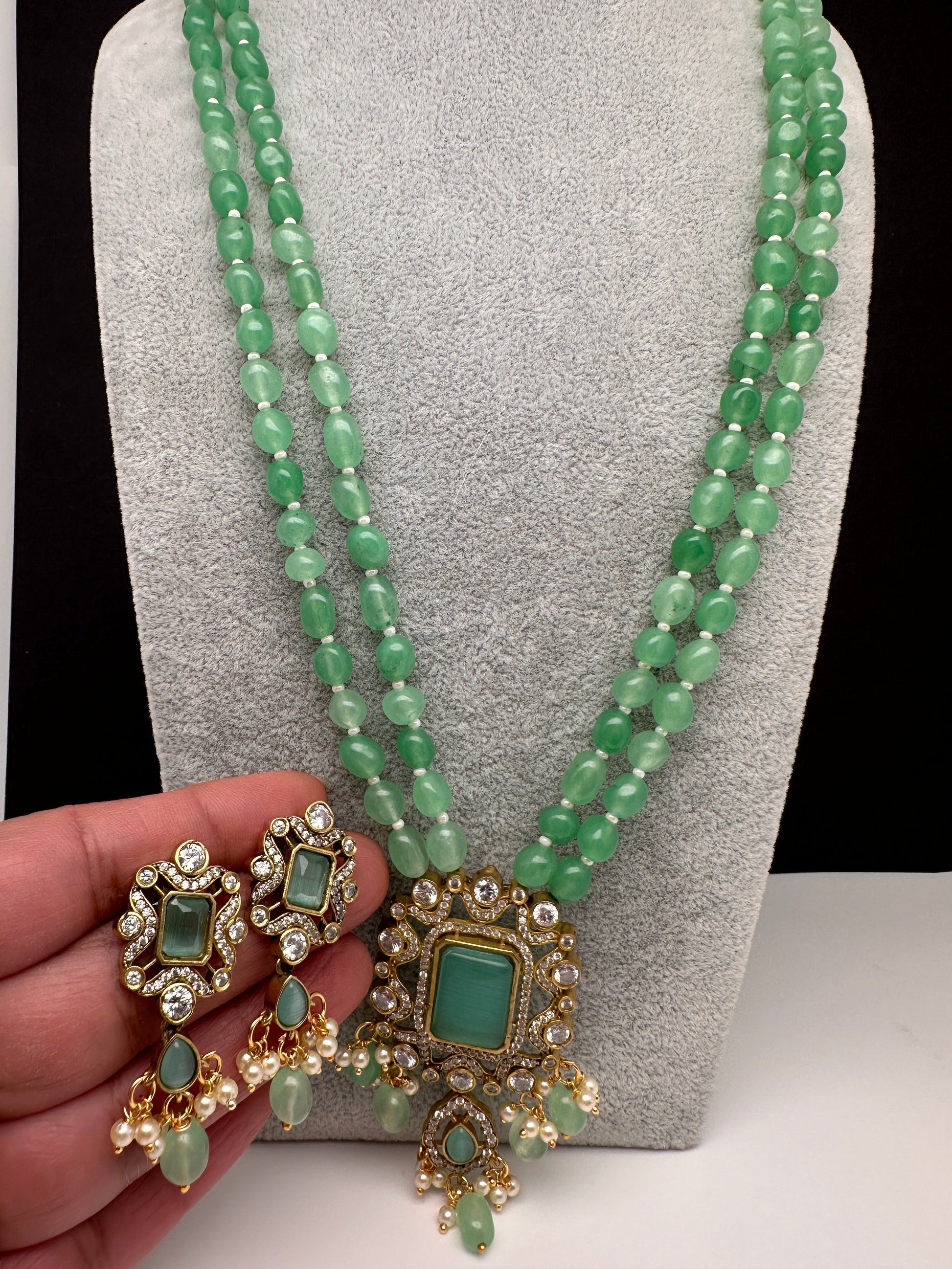 Victoraian Double line Monalisa Beads Necklace - LightGreen