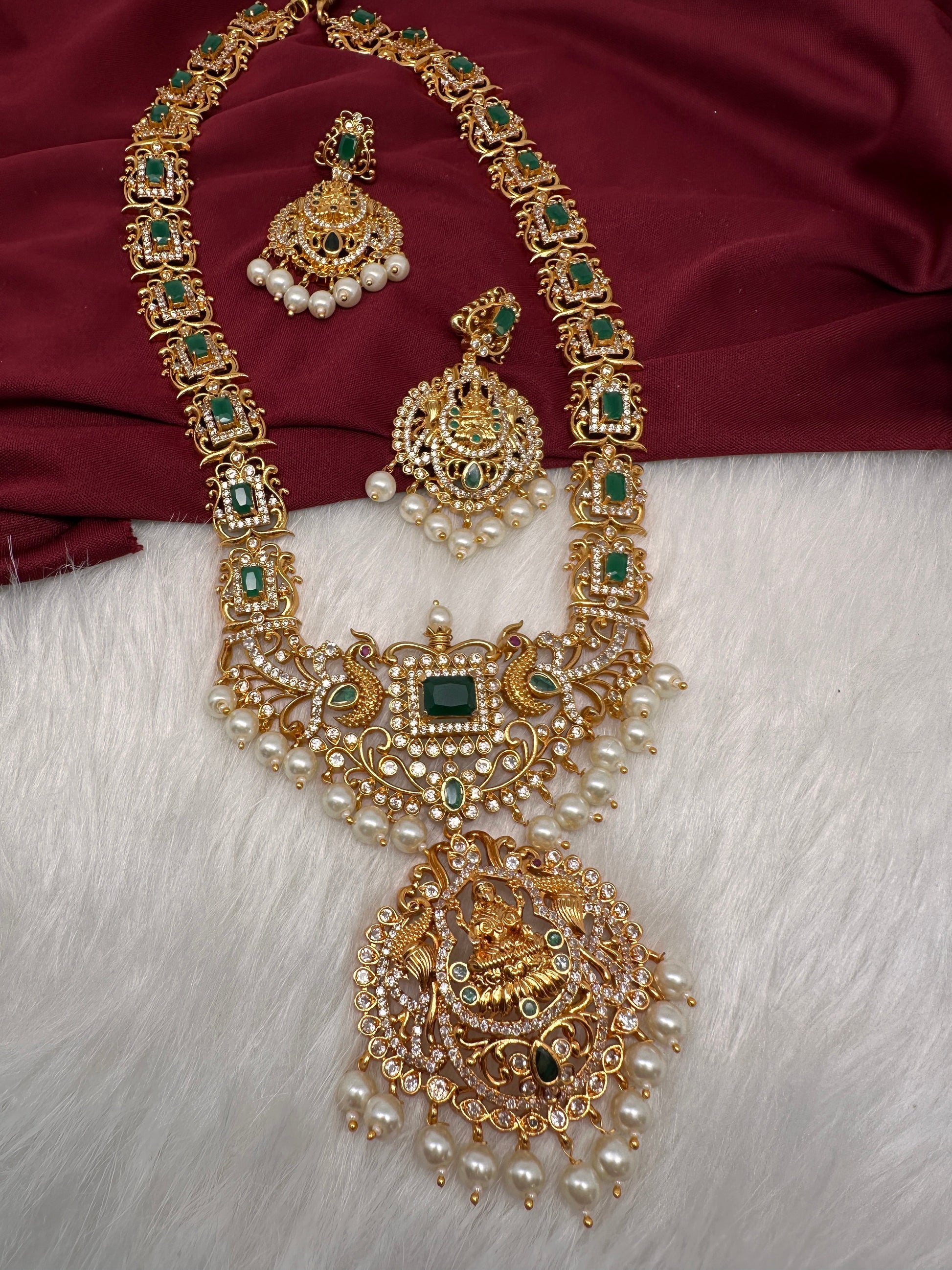 Goddess Lakshmi Green Stone Pearls Matte Finish Necklace - Green