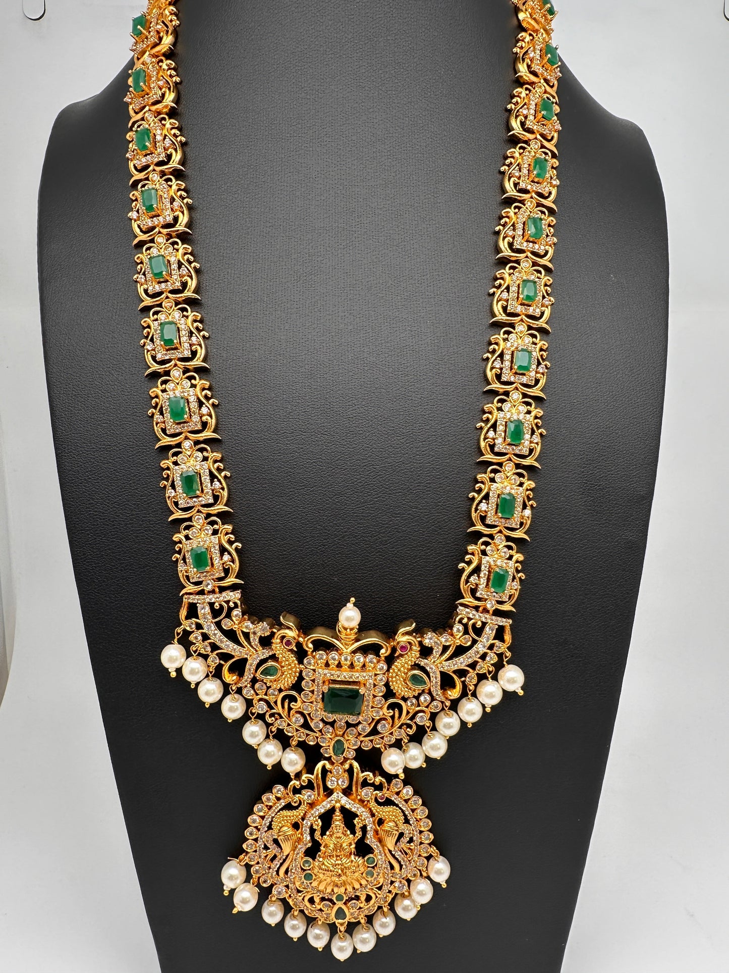 Goddess Lakshmi Green Stone Pearls Matte Finish Necklace - Green