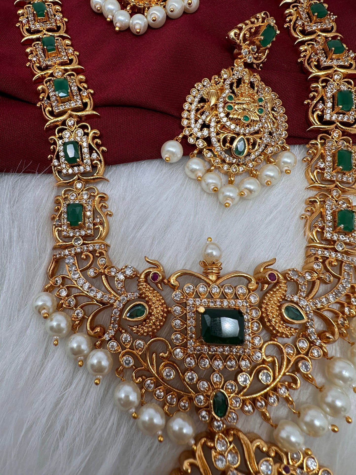 Goddess Lakshmi Green Stone Pearls Matte Finish Necklace - Green