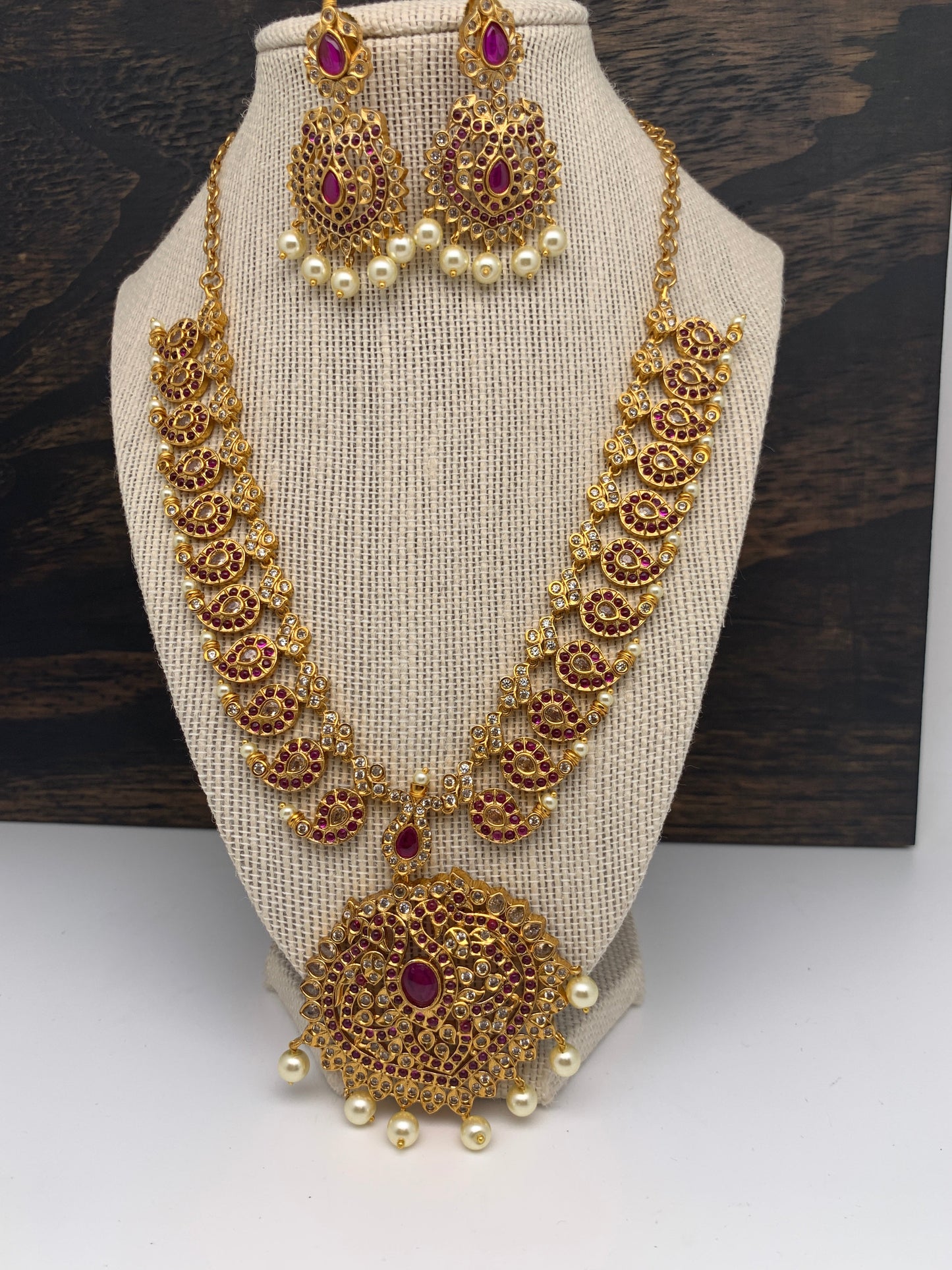 Red Stone Mango Matte Finish Short Necklace
