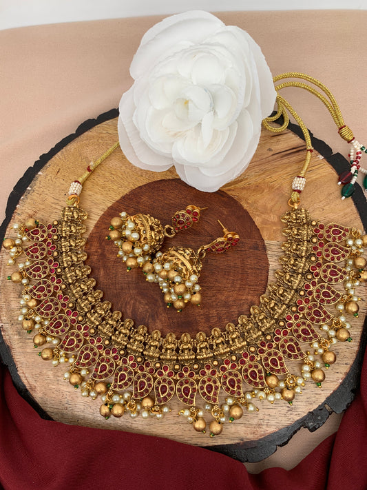 Goddess Lakshmi Mango Red Kemp Short Necklace