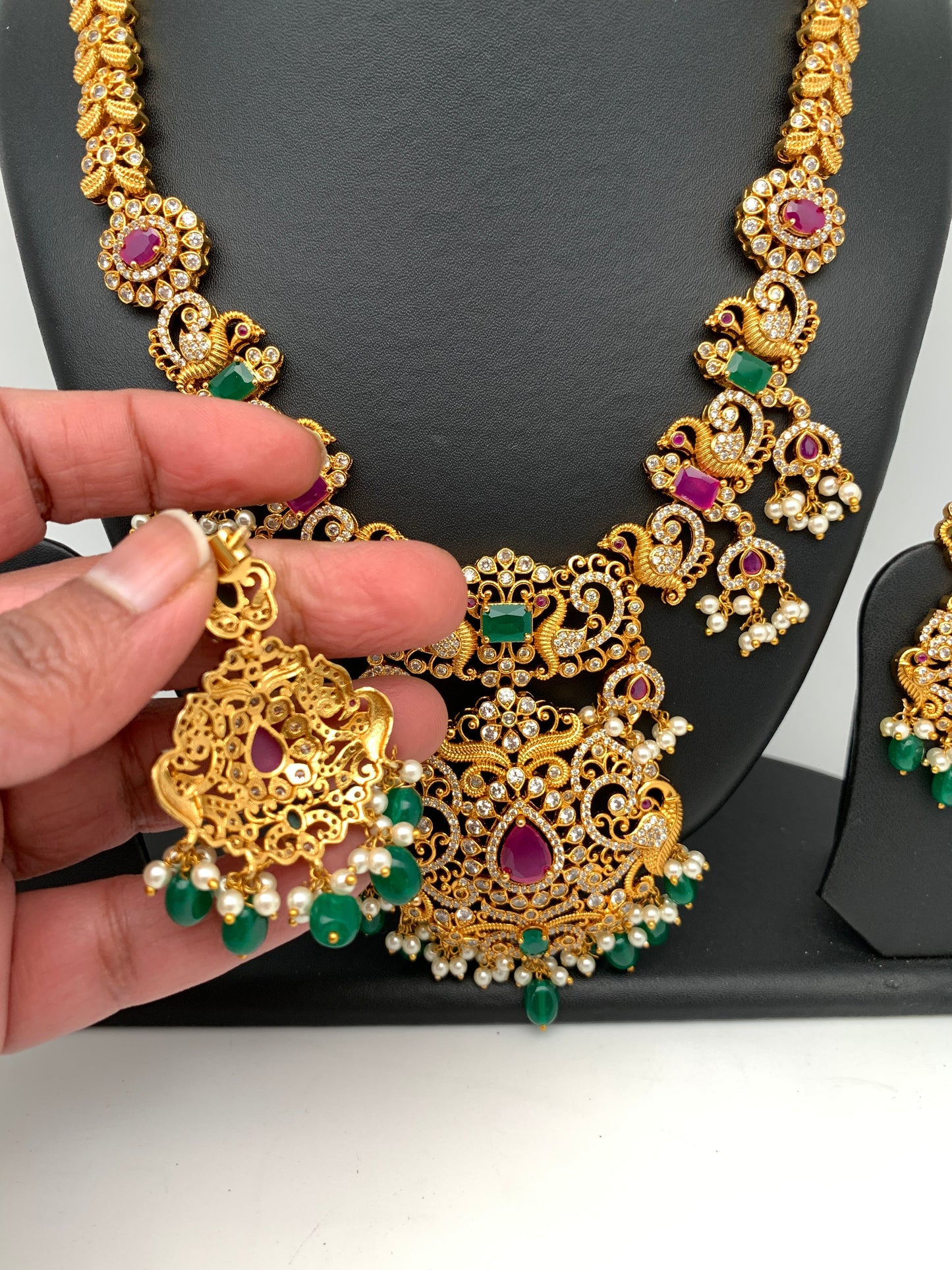 Multi Stone Green beads Peacock Pattern Necklace