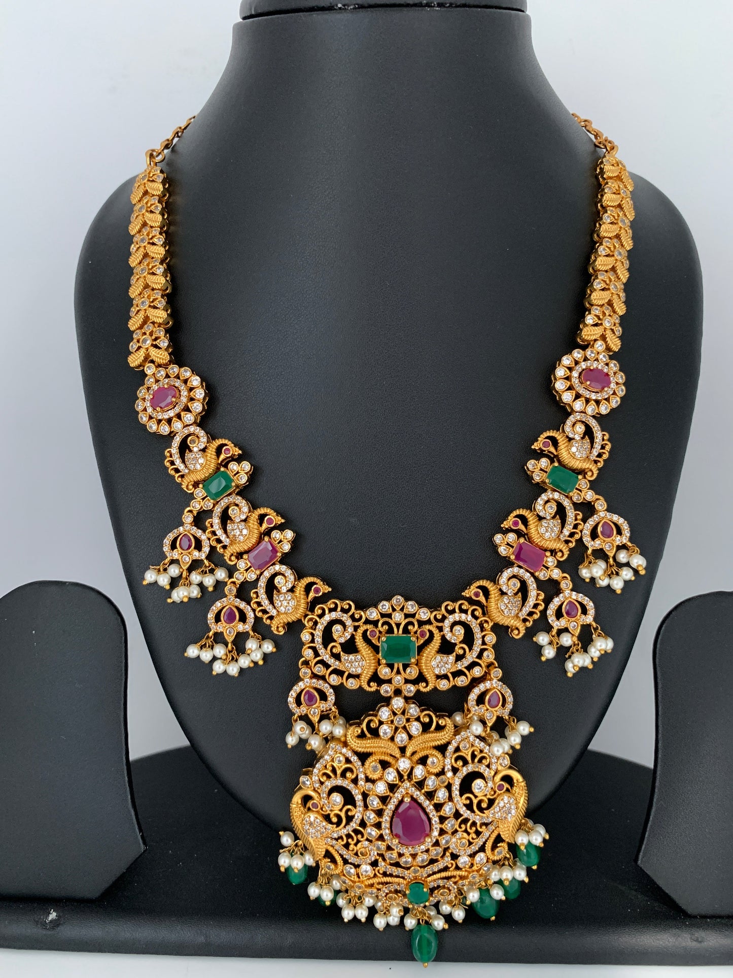 Multi Stone Green beads Peacock Pattern Necklace