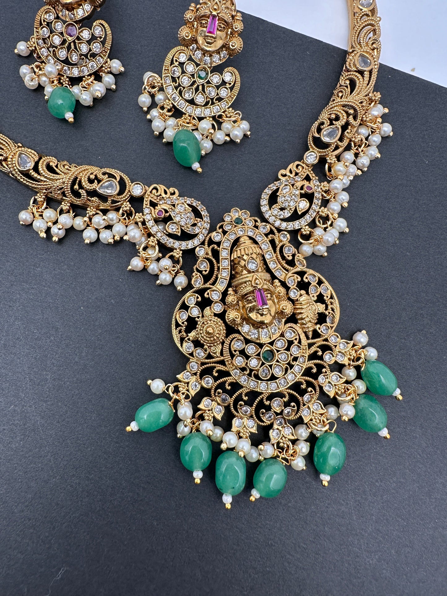 Venkatesh Balaji Green beads Matte Kanthi Necklace