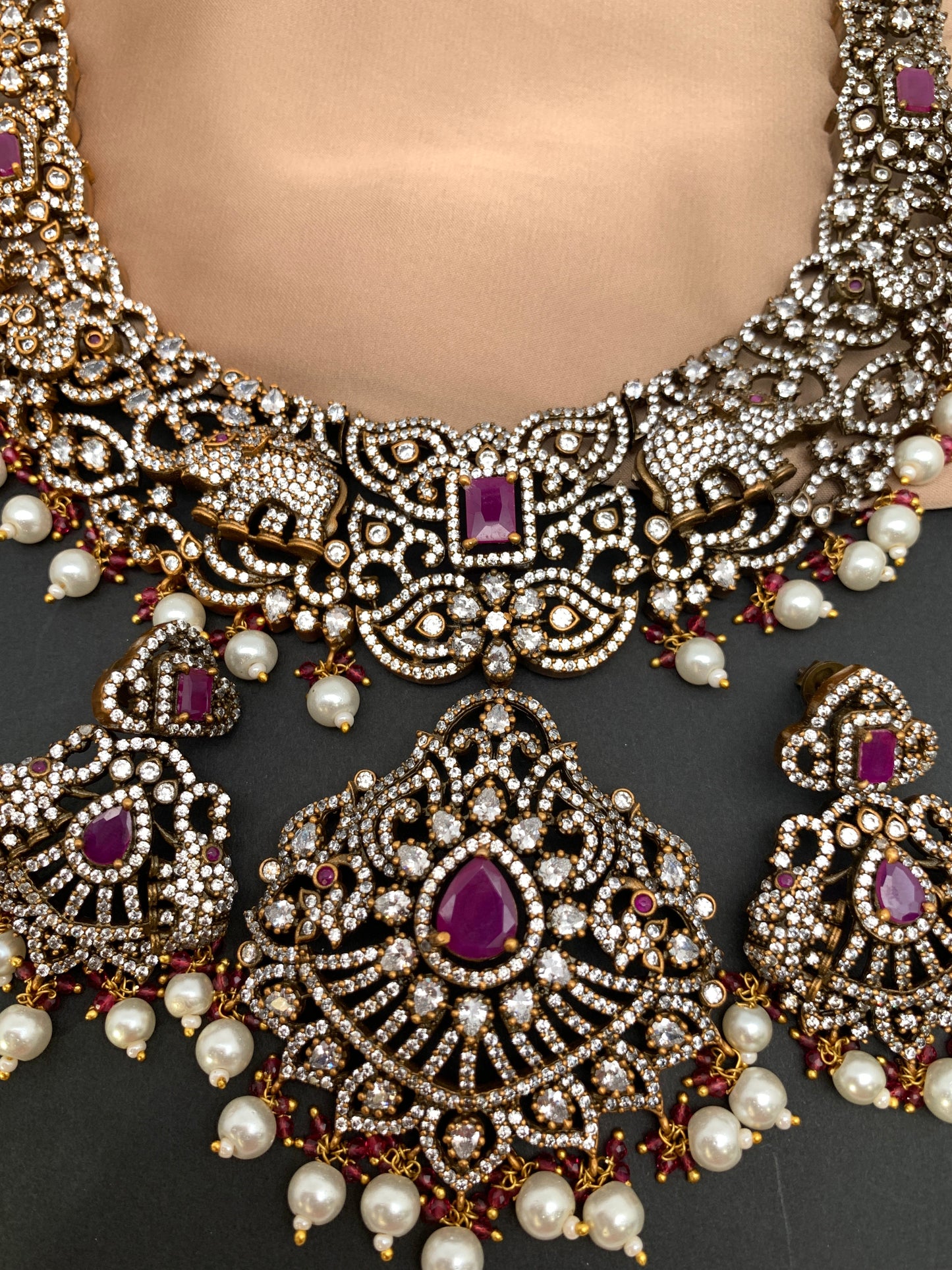Polki Red Stone Elephant Design Mehndi Polish Short Necklace