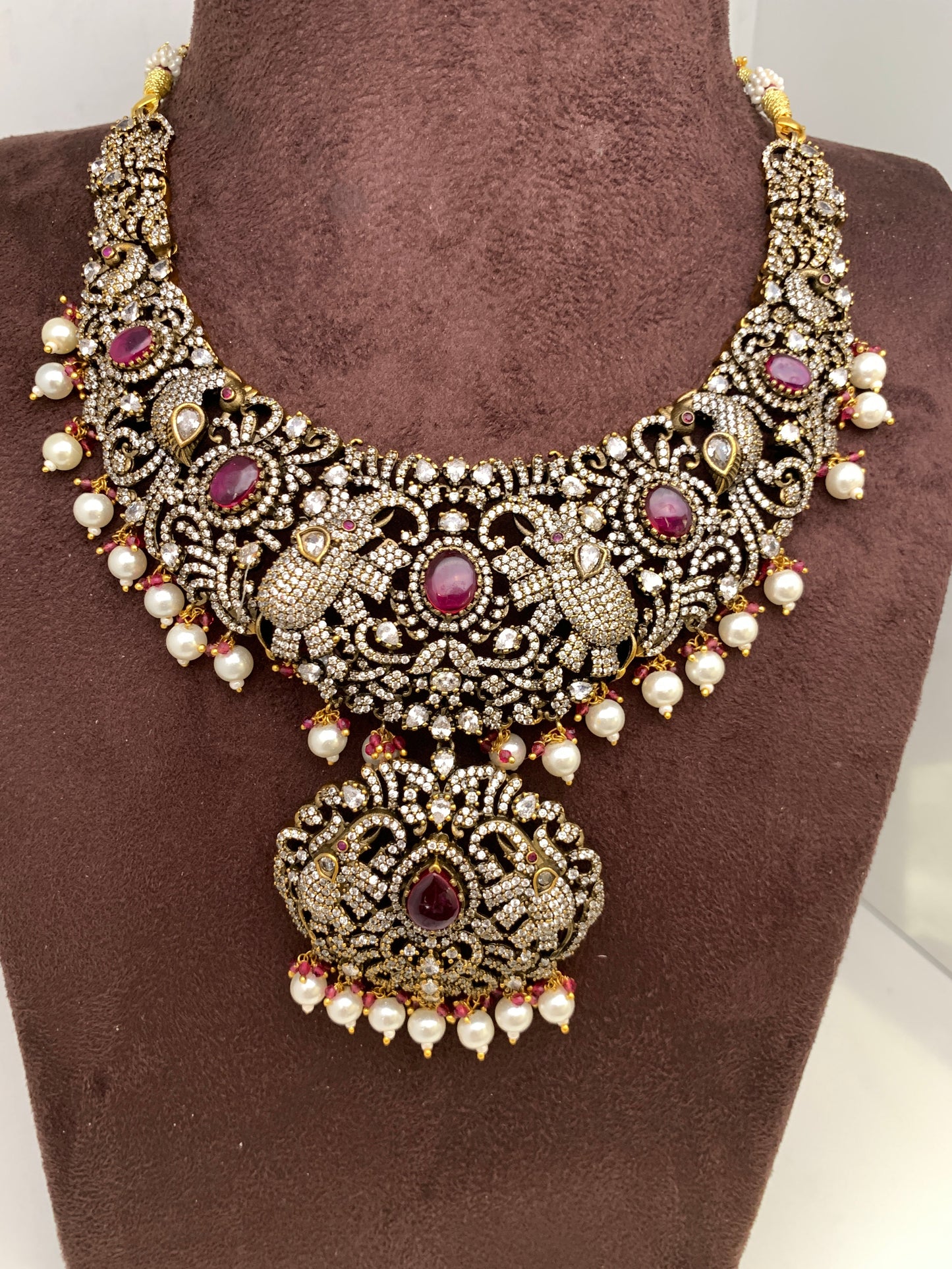 Polki Red Stone Elephant Design Mehndi Polish Short Necklace