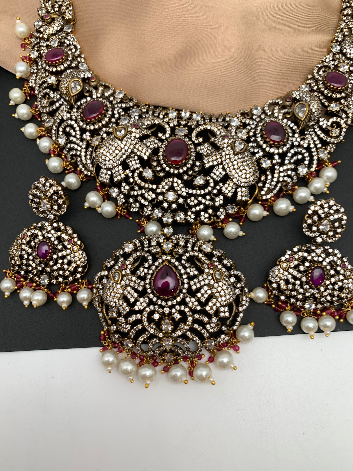 Polki Red Stone Elephant Design Mehndi Polish Short Necklace
