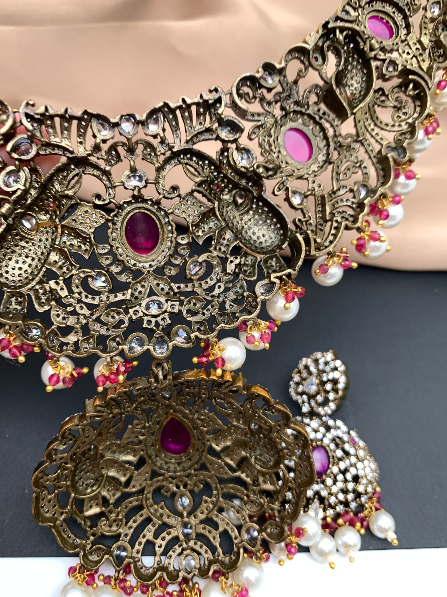 Polki Red Stone Elephant Design Mehndi Polish Short Necklace