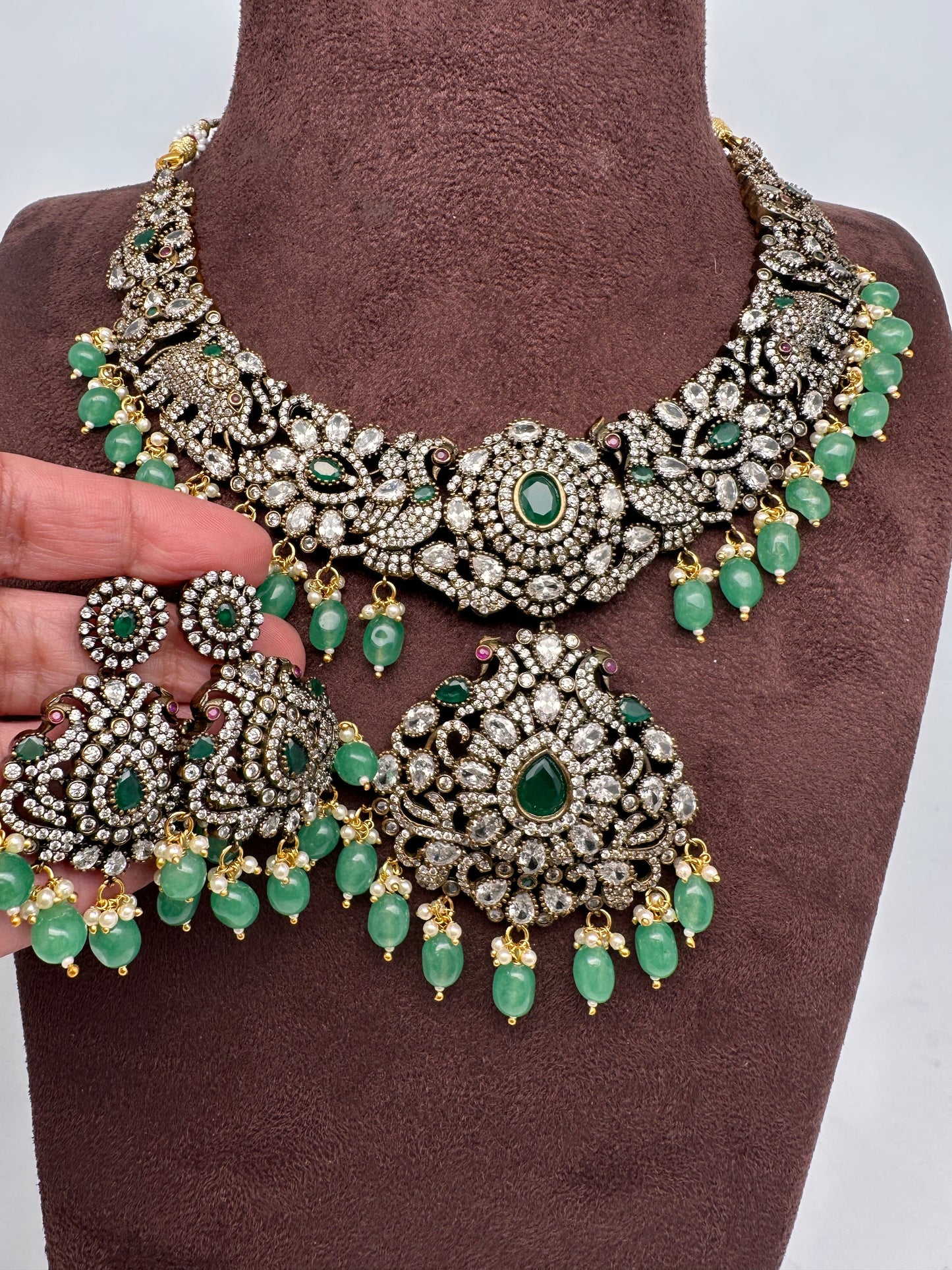 Victorian Finish AD Green Stone Green Beads Short Neckline Necklace