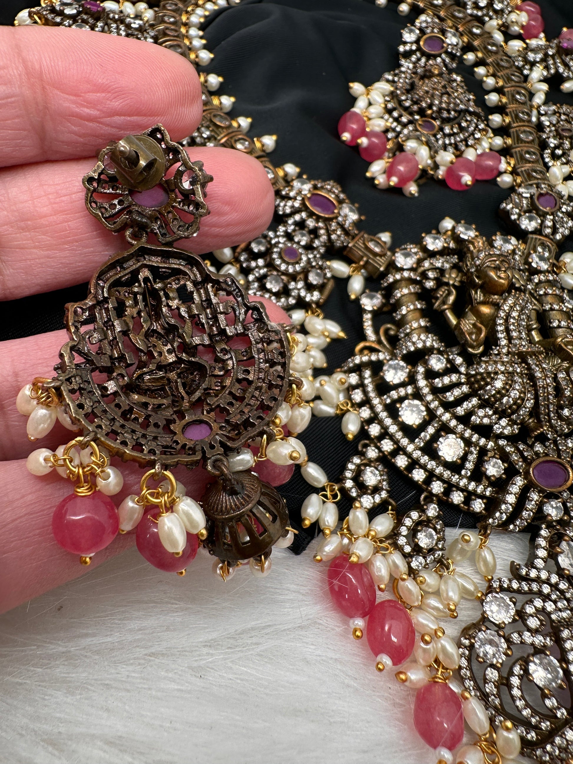 Victorian Mehndi Finish AD Polki Kundan Color Stone Short Necklace - Red