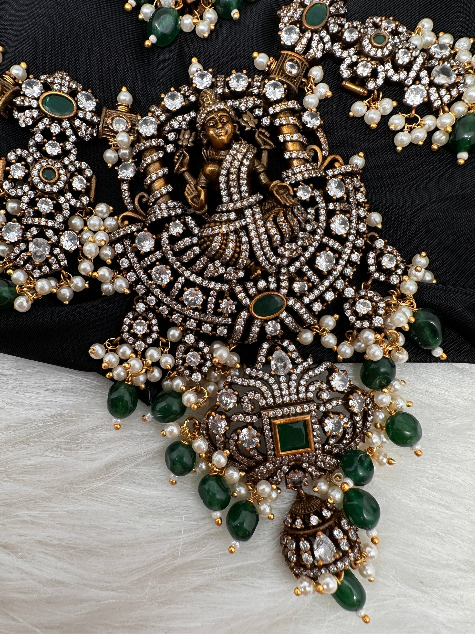 Victorian Mehndi Finish AD Polki Kundan Color Stone Short Necklace - Green