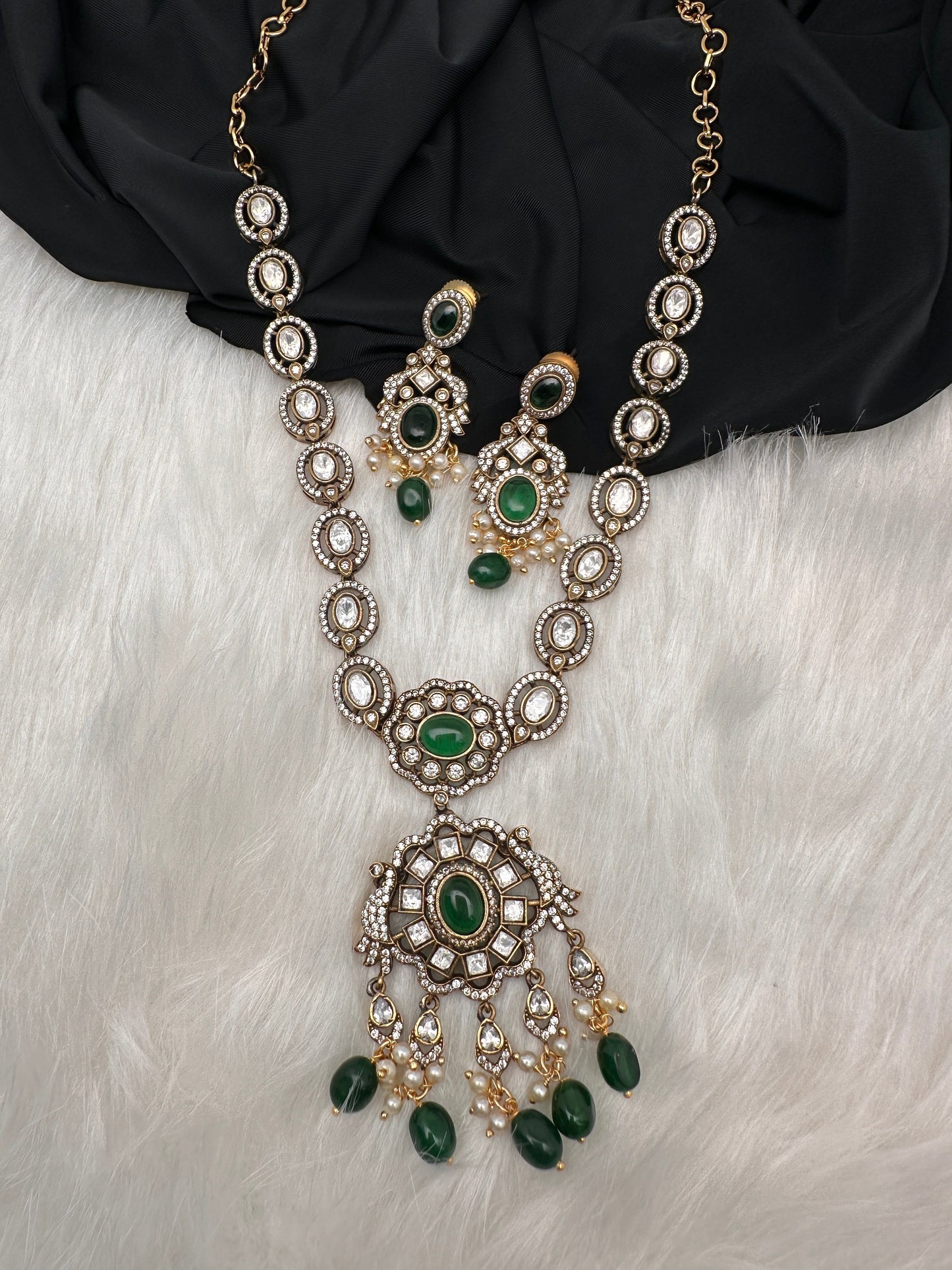 Victorian Mehndi Finish AD Polki Color Stone Necklace - Green