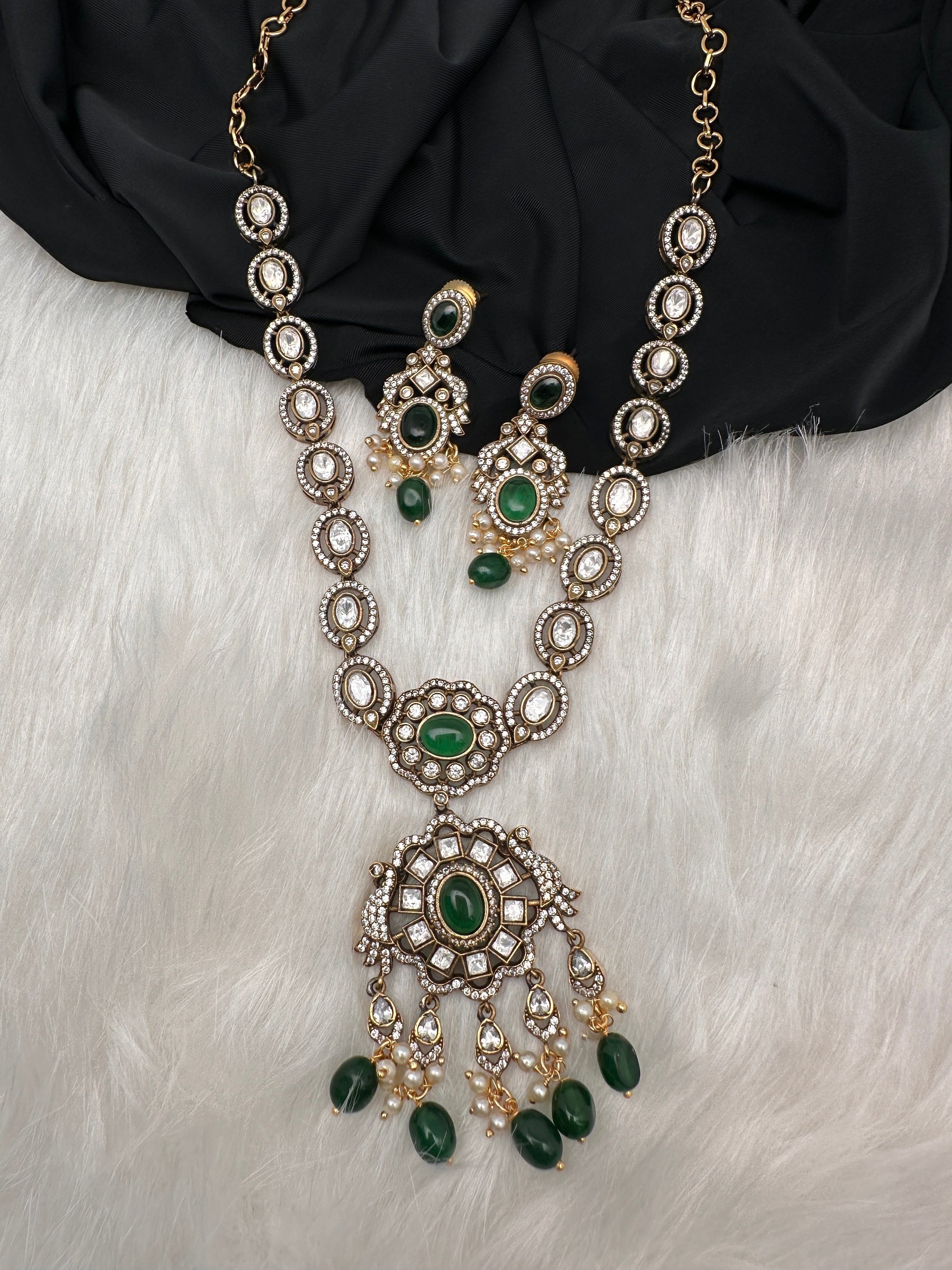 Victorian Mehndi Finish AD Polki Color Stone Necklace - Green
