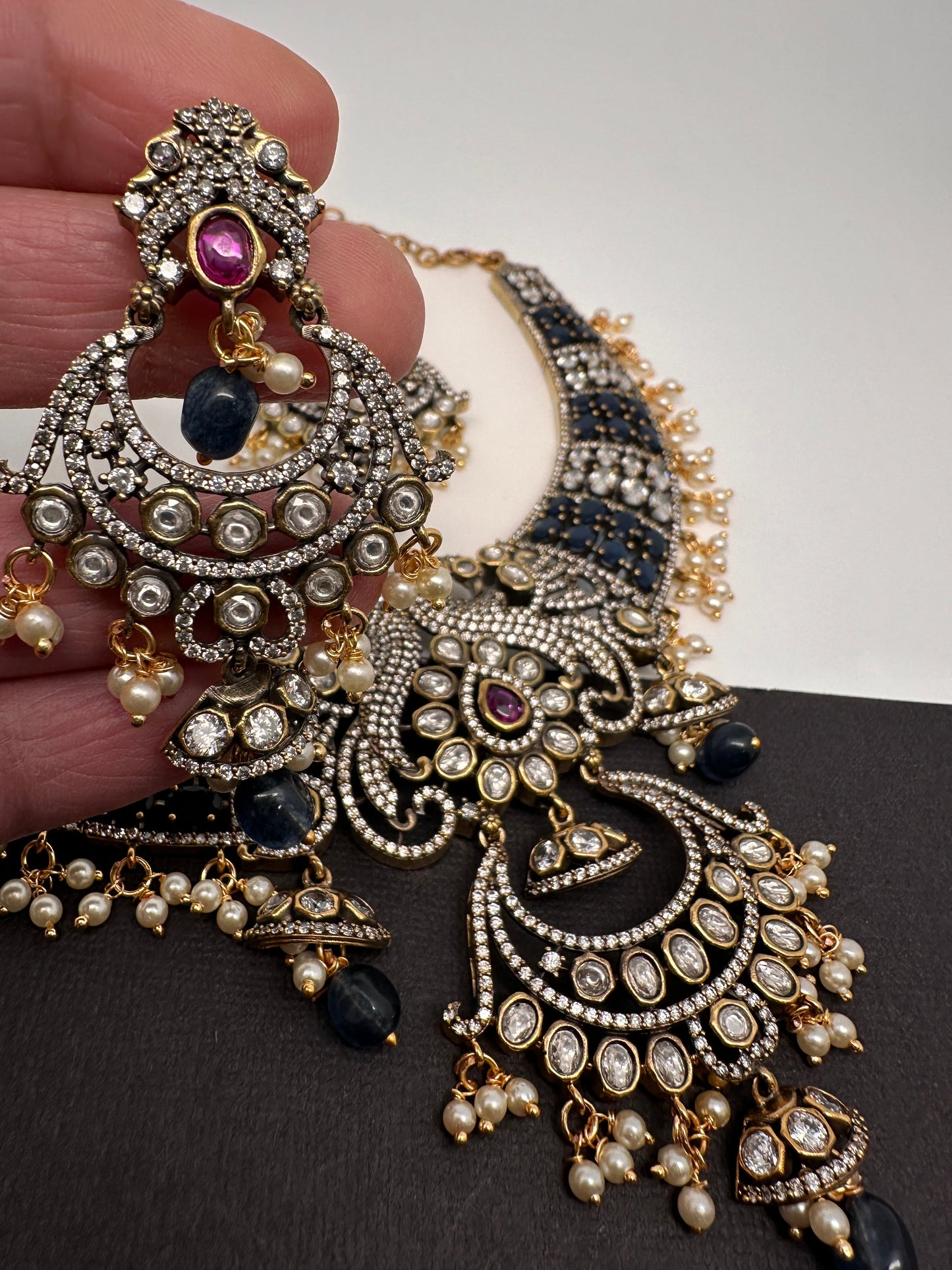 Polki Victorian Mehndi Finish Chandballi Color Stone Necklace - Blue