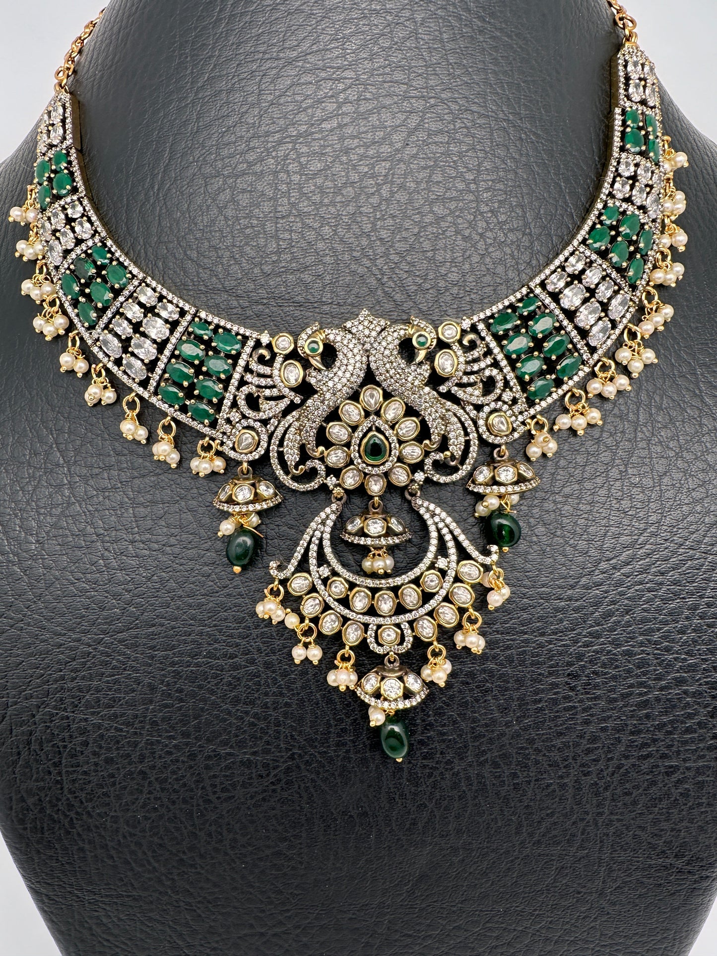 Polki Victorian Mehndi Finish Chandballi Color Stone Necklace - Green