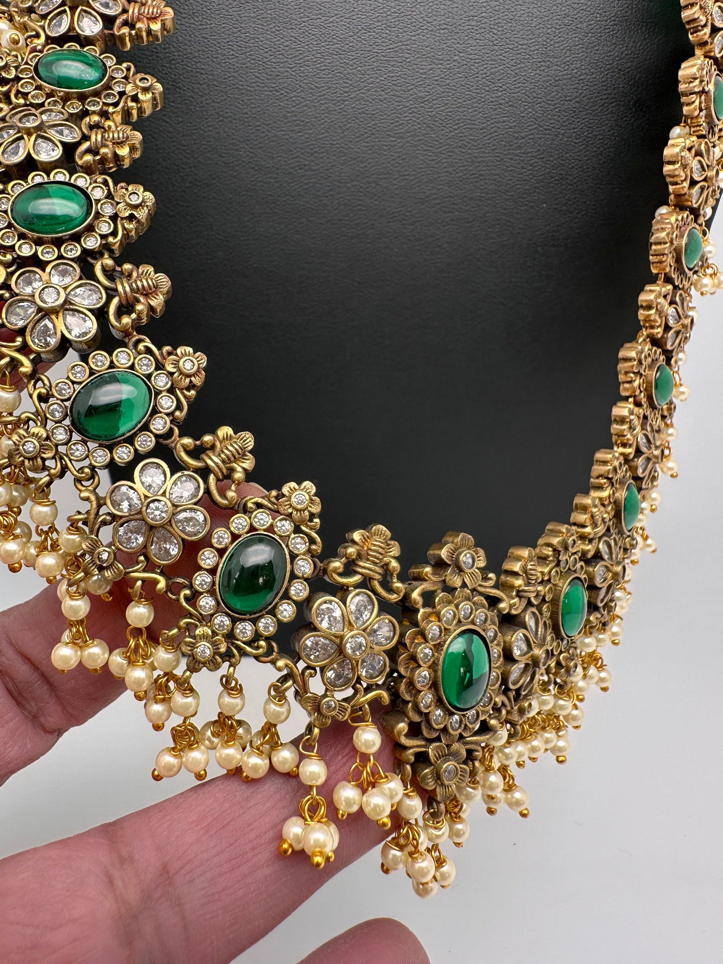 Victorian Mehendi Polish Long Guttapusallu Green Necklace